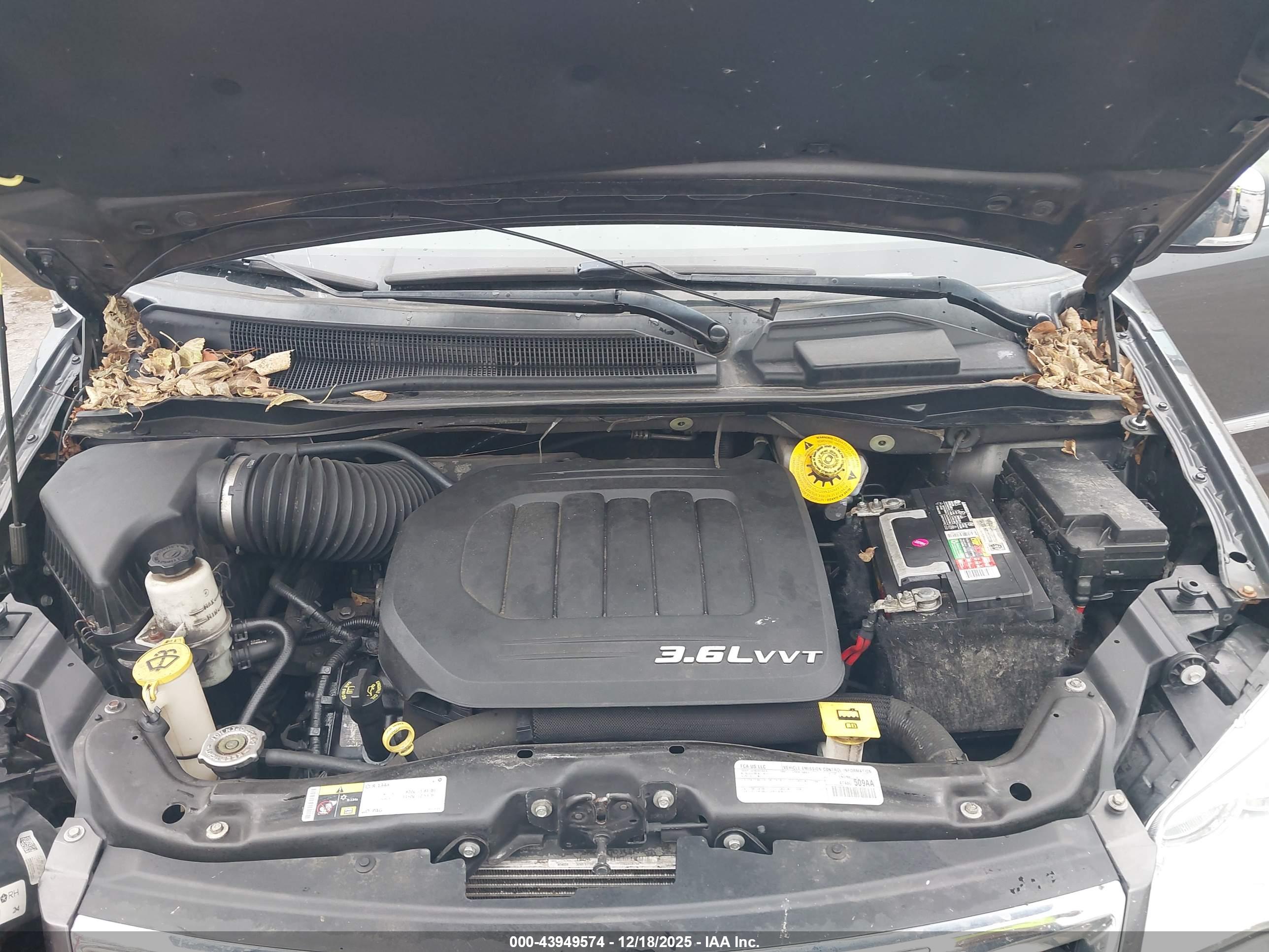 CHRYSLER TOWN image 10