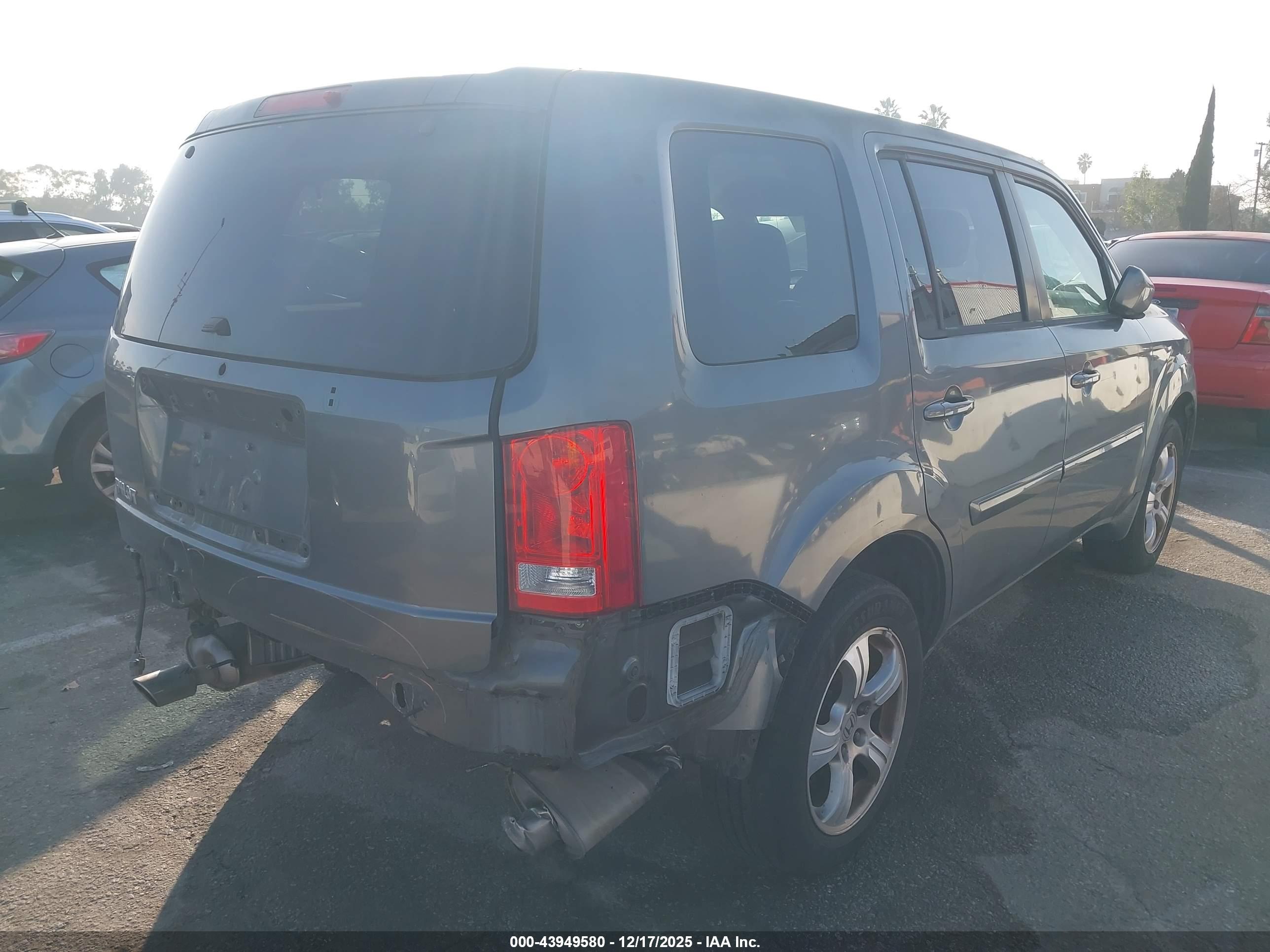 HONDA PILOT image 4