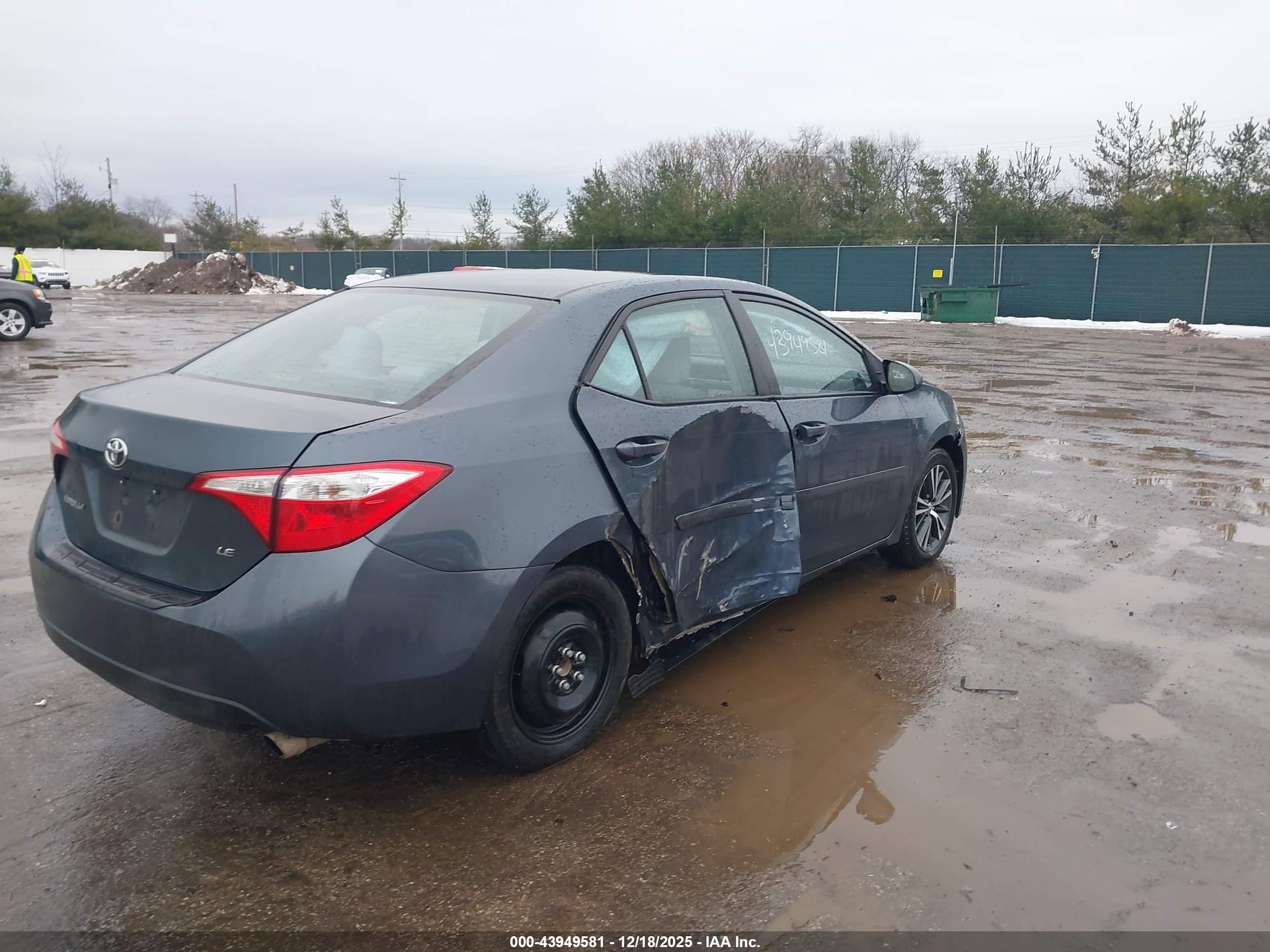 TOYOTA COROLLA image 4