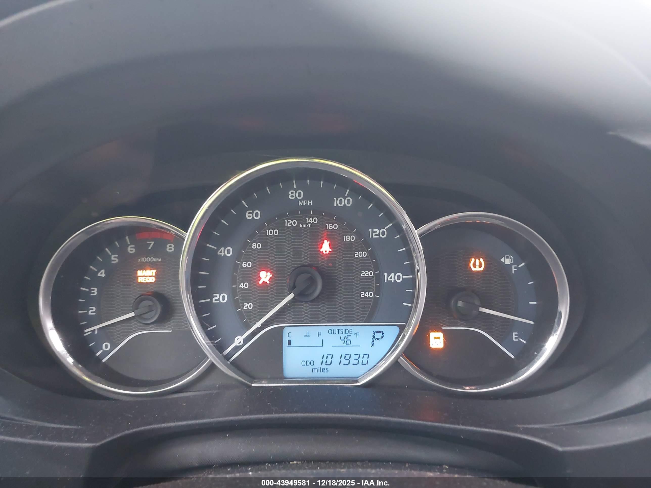 TOYOTA COROLLA image 7