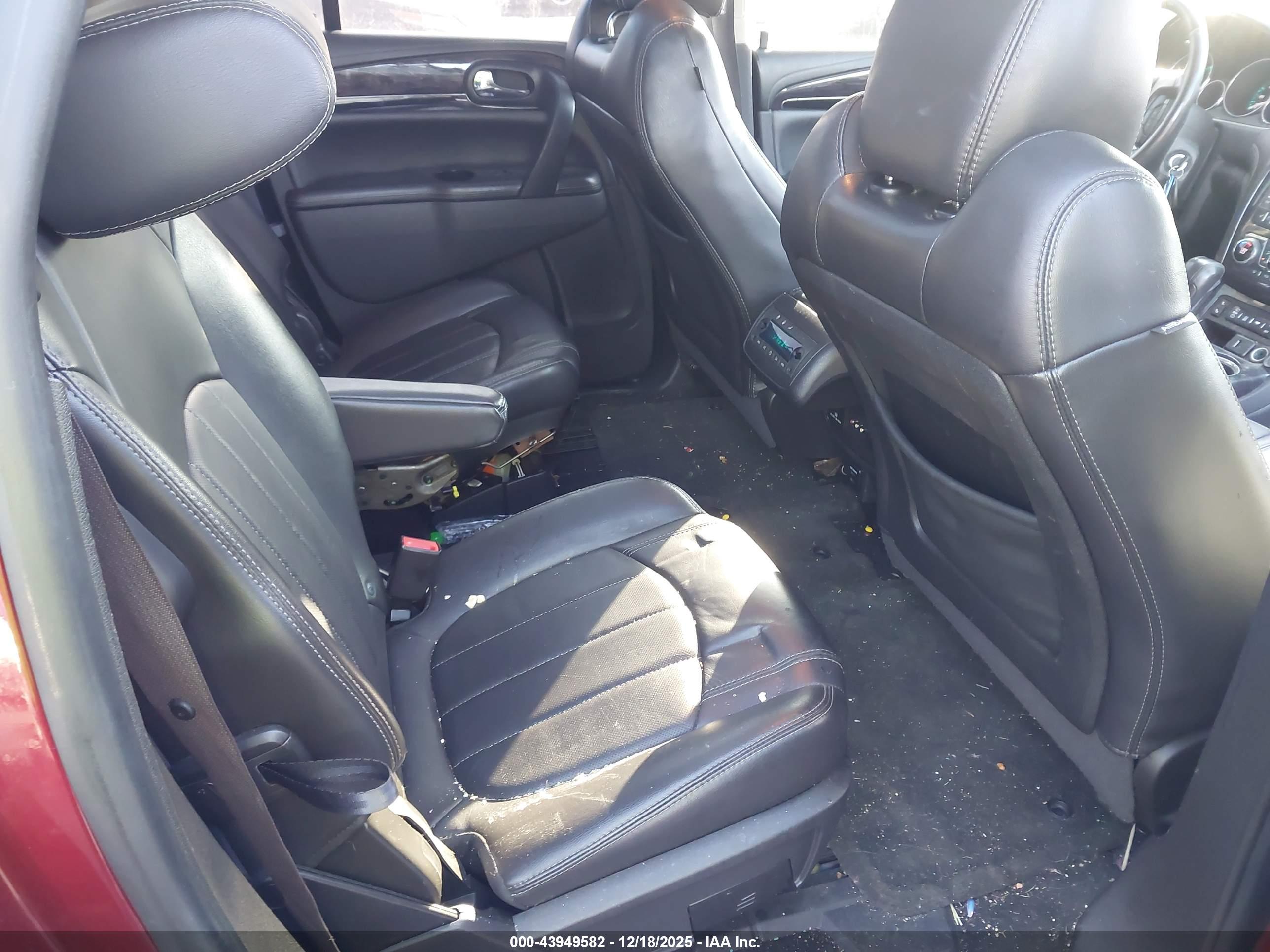 BUICK ENCLAVE image 8