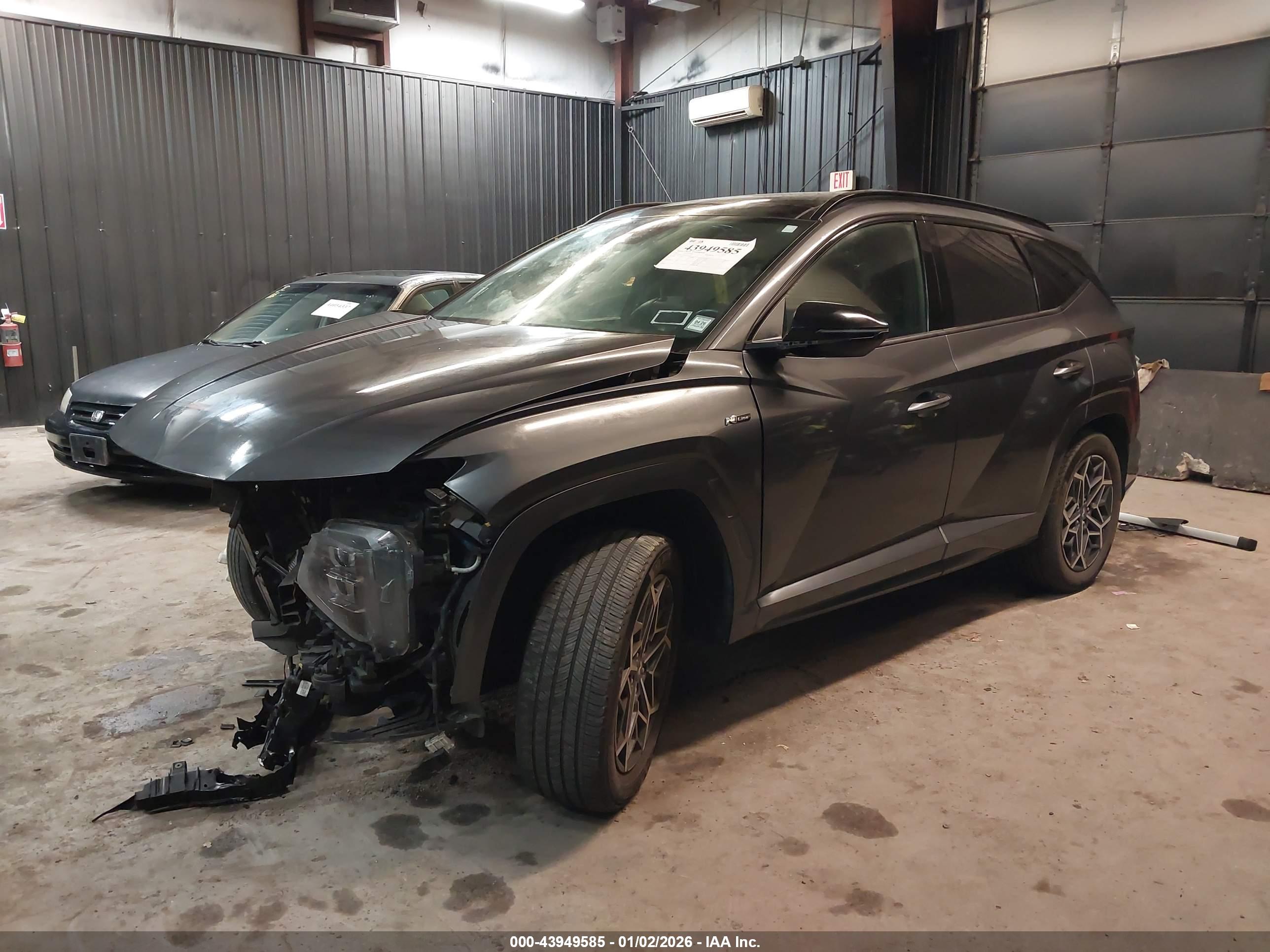 HYUNDAI TUCSON image 2