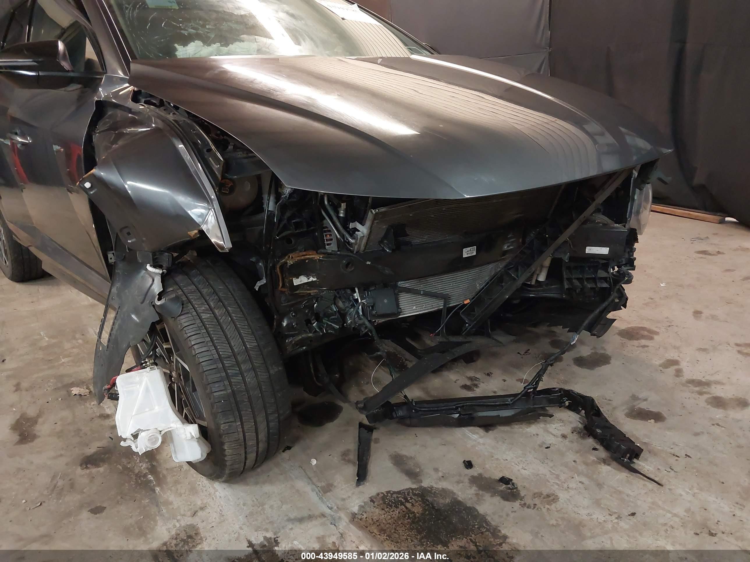 HYUNDAI TUCSON image 6