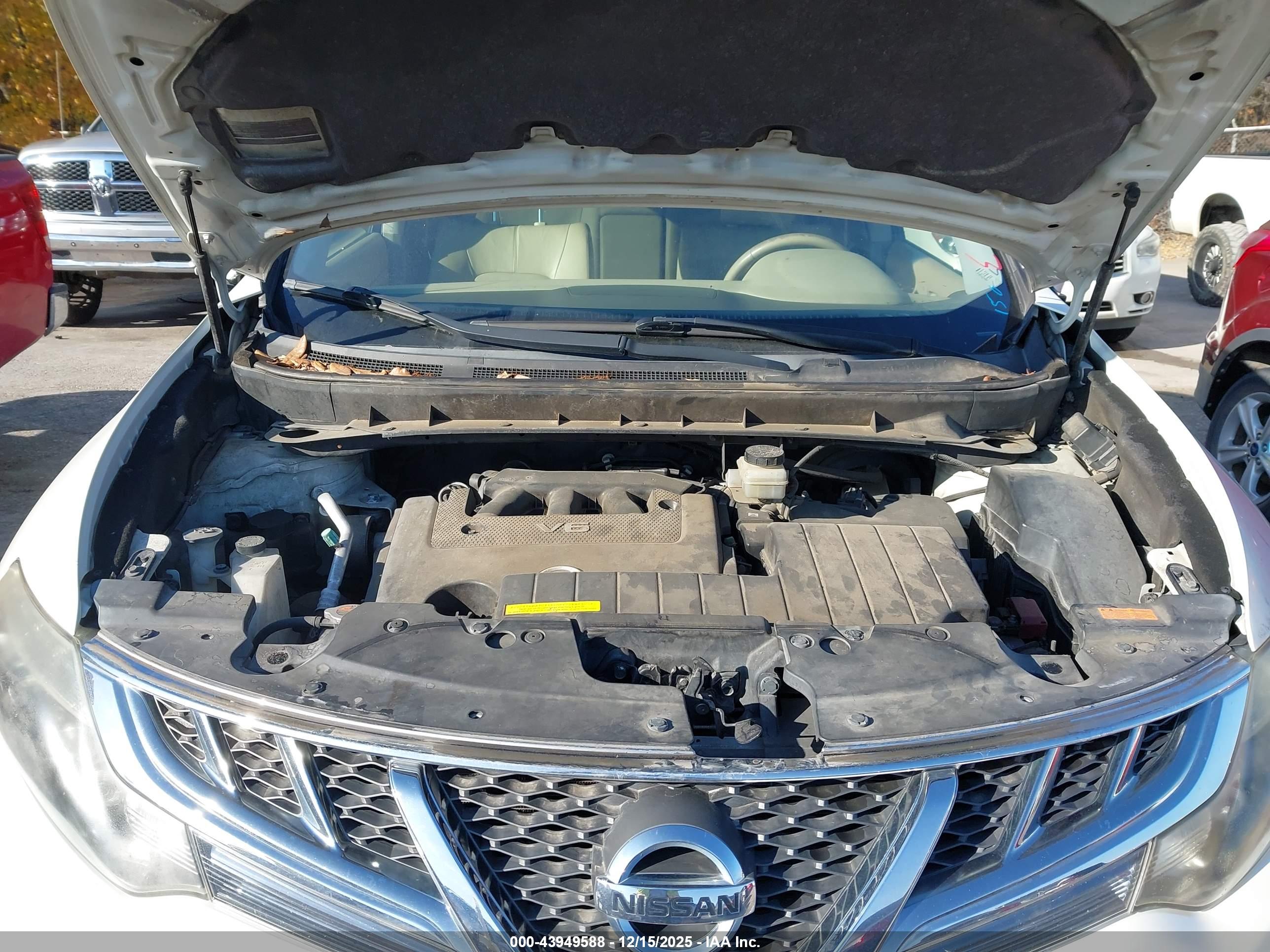 NISSAN MURANO image 10