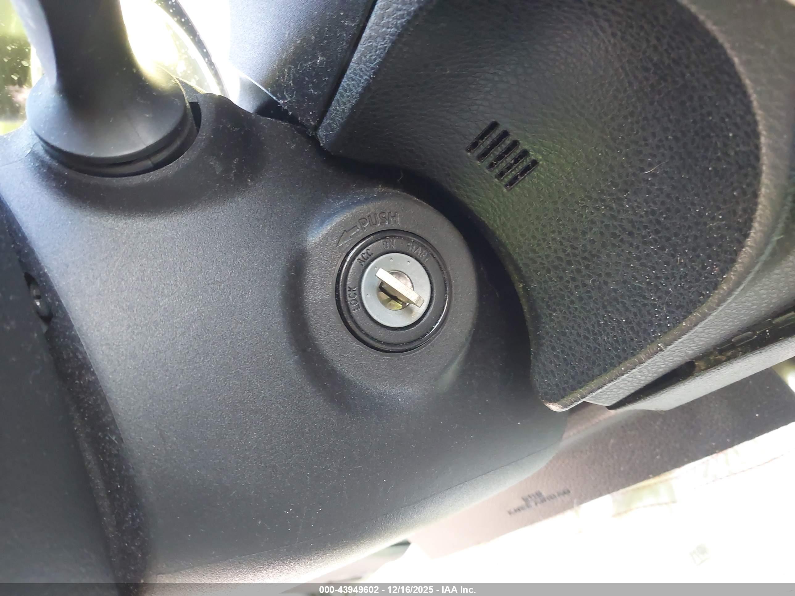TOYOTA COROLLA image 11