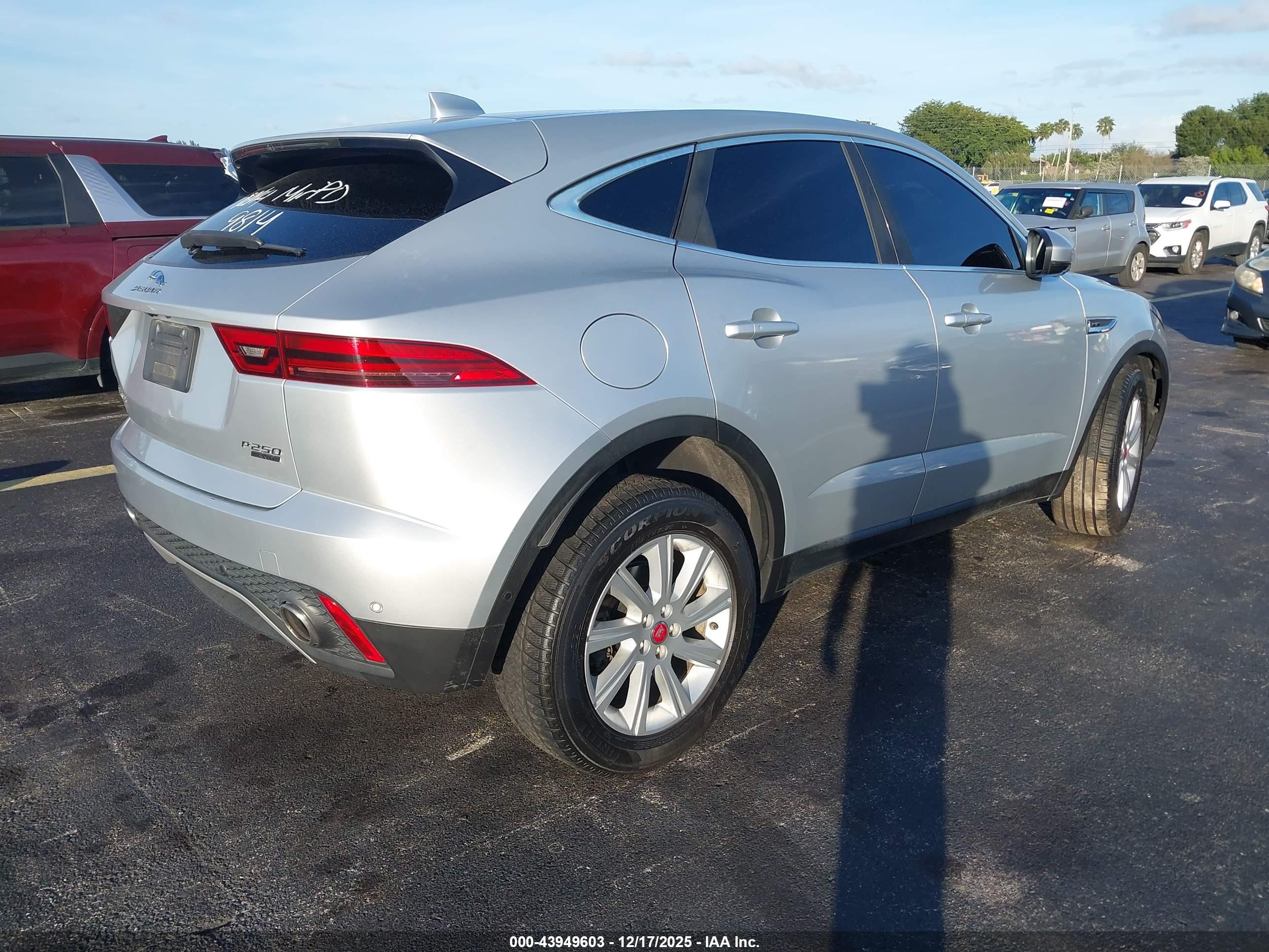 JAGUAR E-PACE image 4