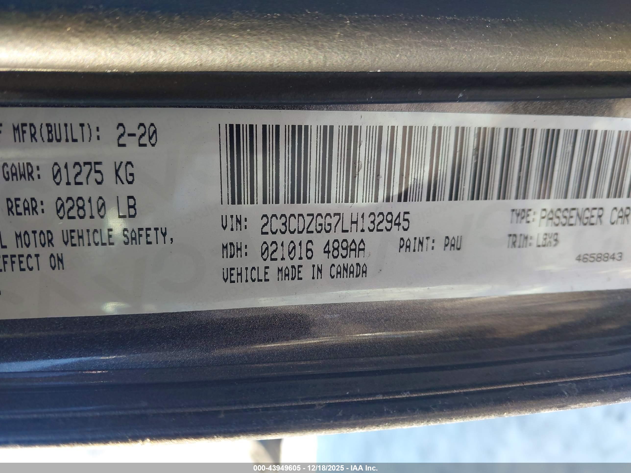 DODGE CHALLENGER image 9