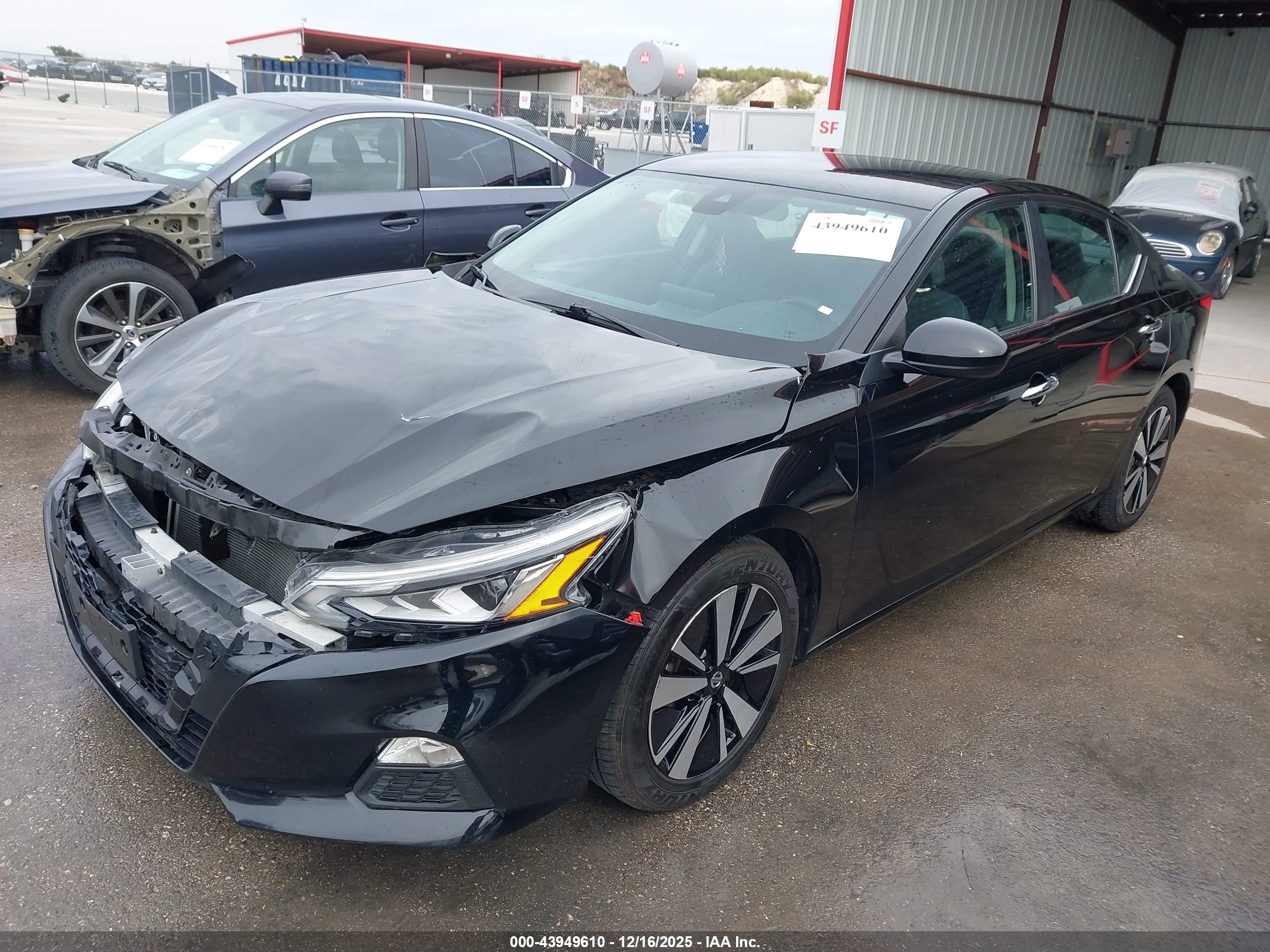 NISSAN ALTIMA image 2
