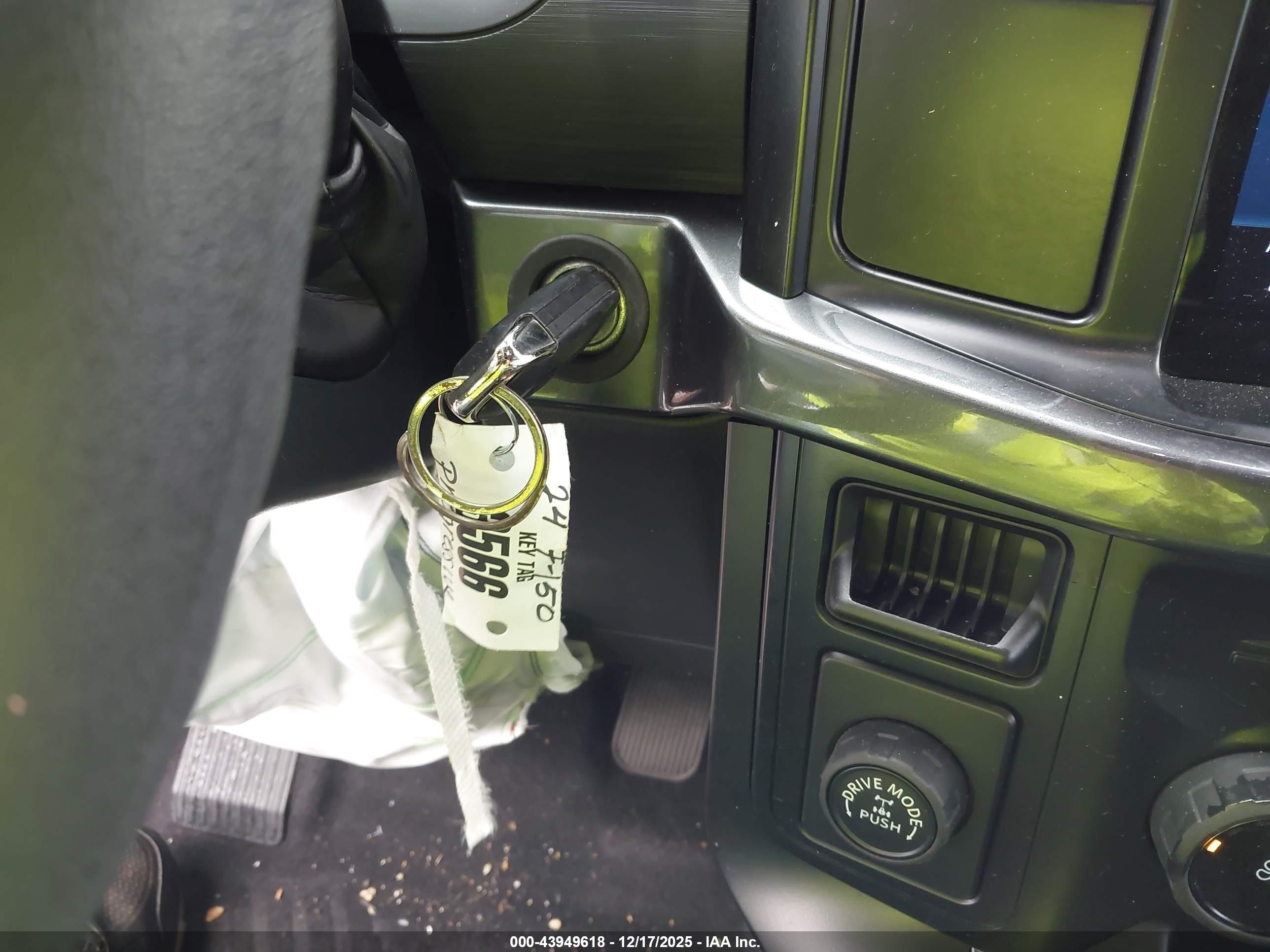FORD F-150 image 11