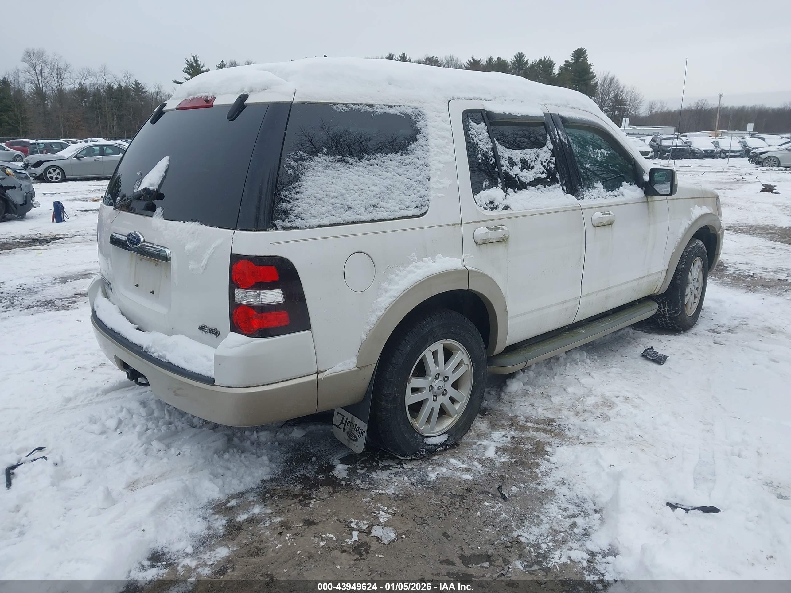 FORD EXPLORER image 4
