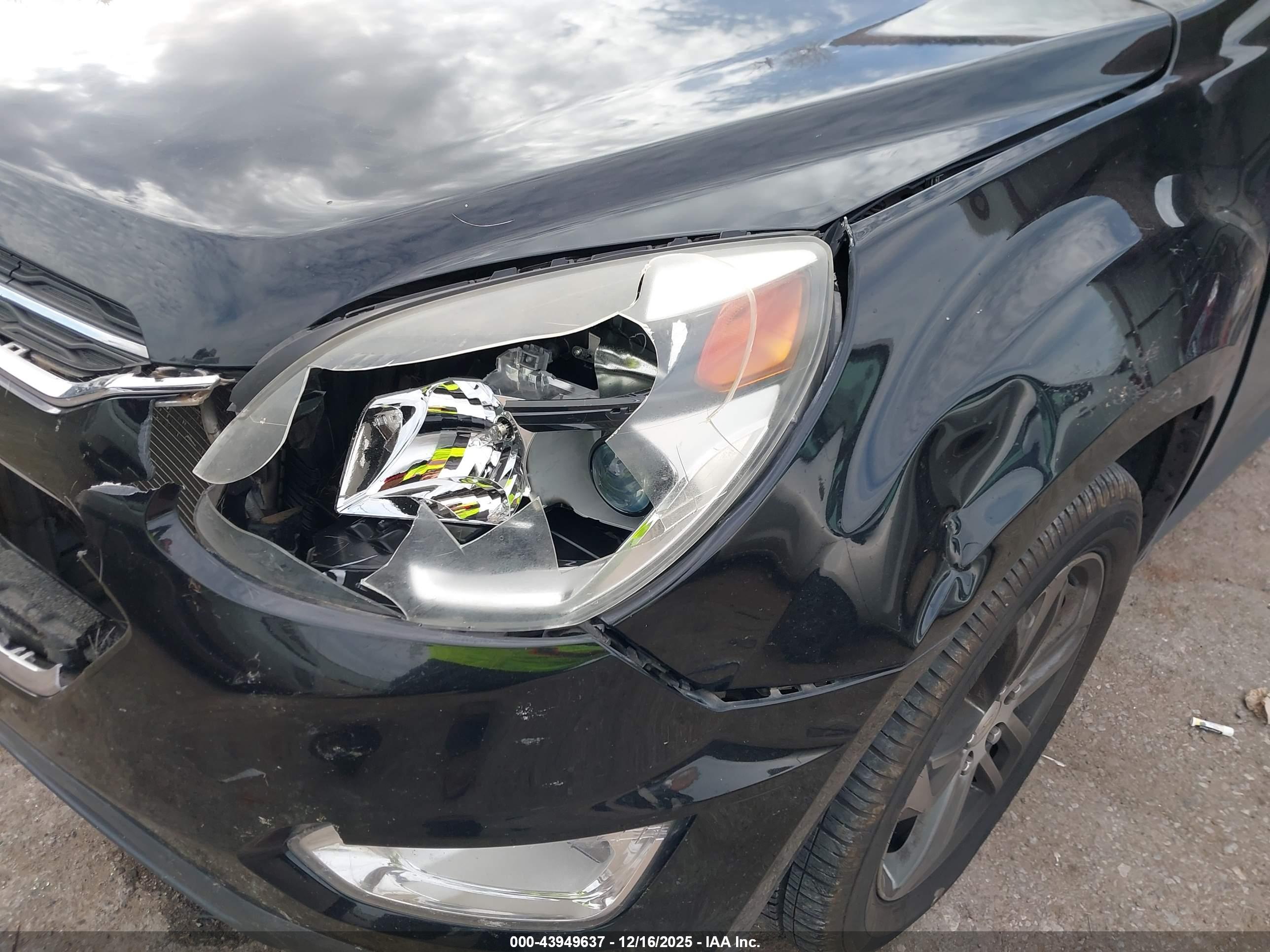 CHEVROLET EQUINOX image 6