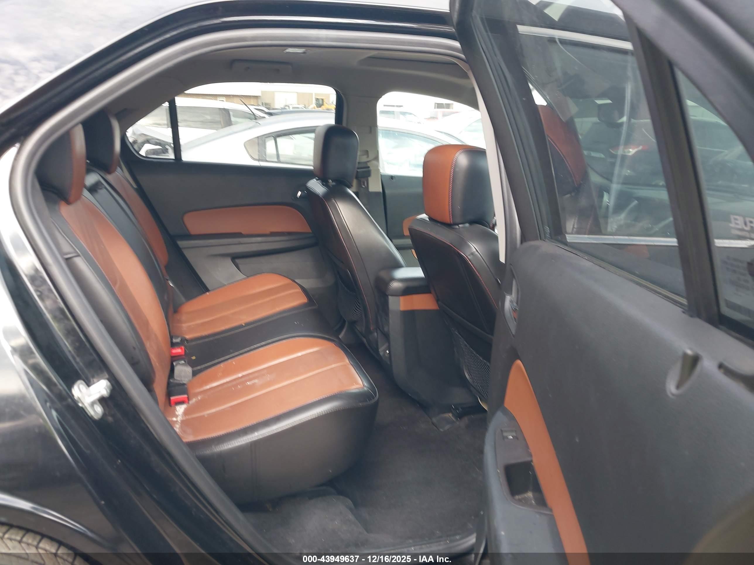 CHEVROLET EQUINOX image 8