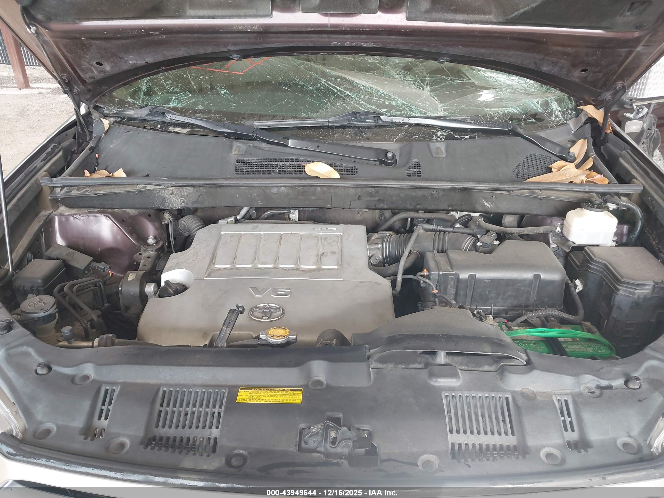 TOYOTA HIGHLANDER image 10
