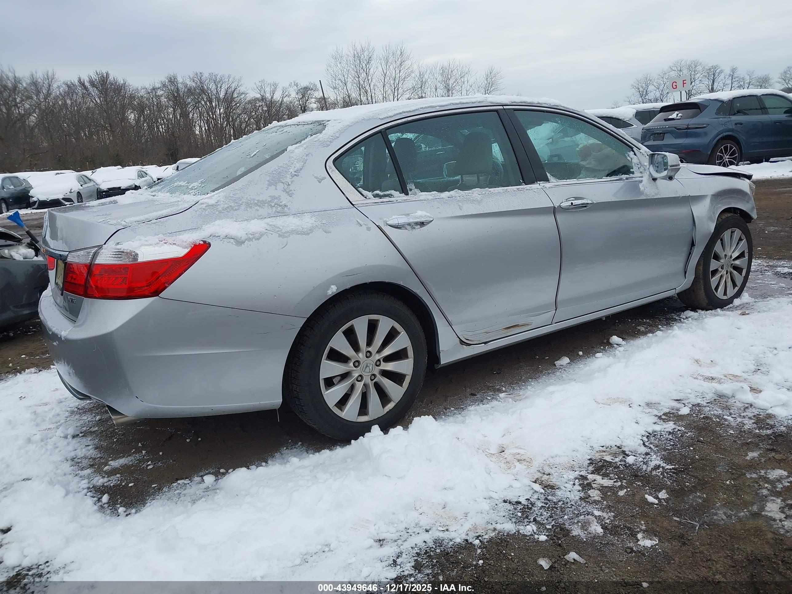 HONDA ACCORD image 4
