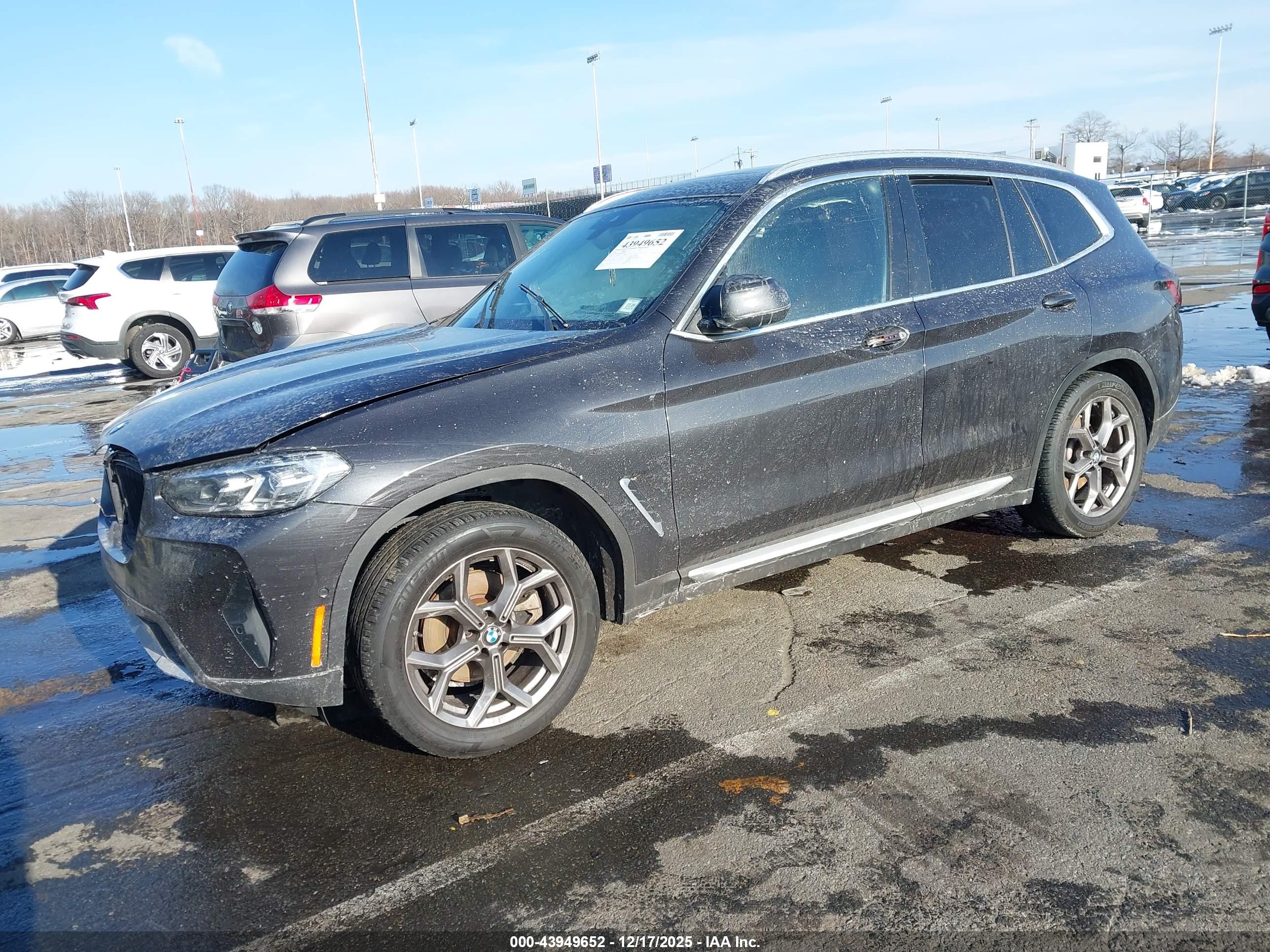 BMW X3 image 2