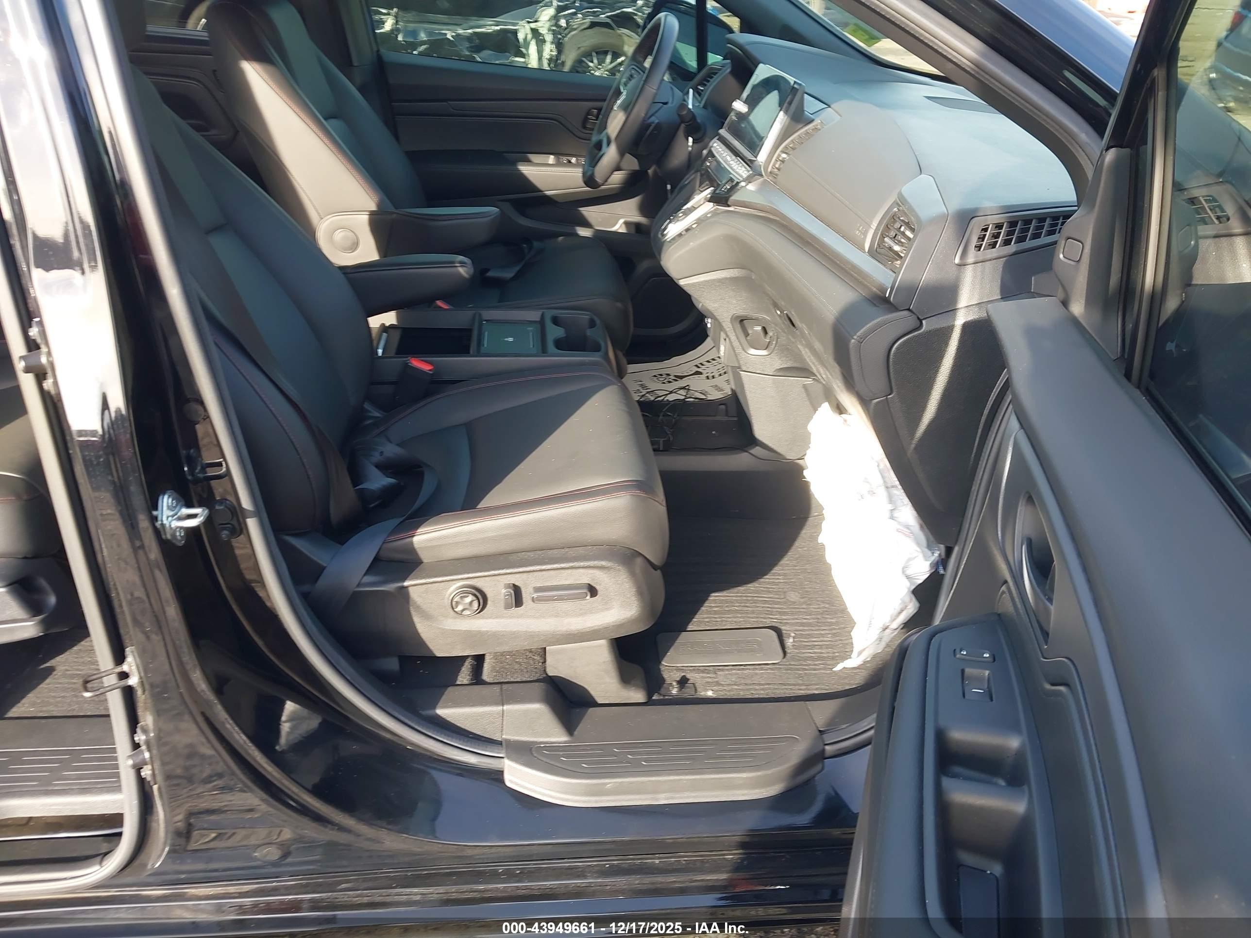 HONDA ODYSSEY image 5