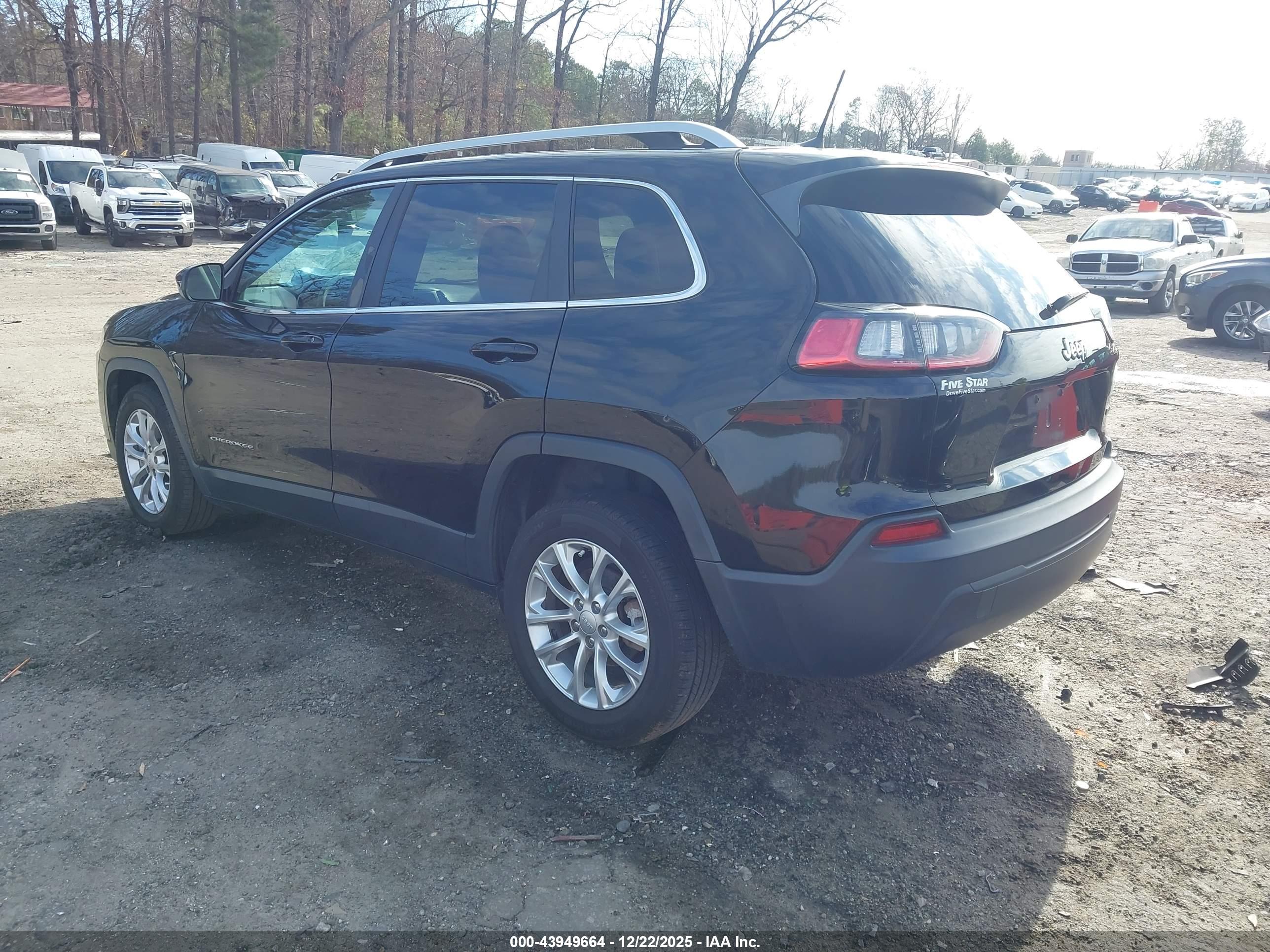 JEEP CHEROKEE image 3