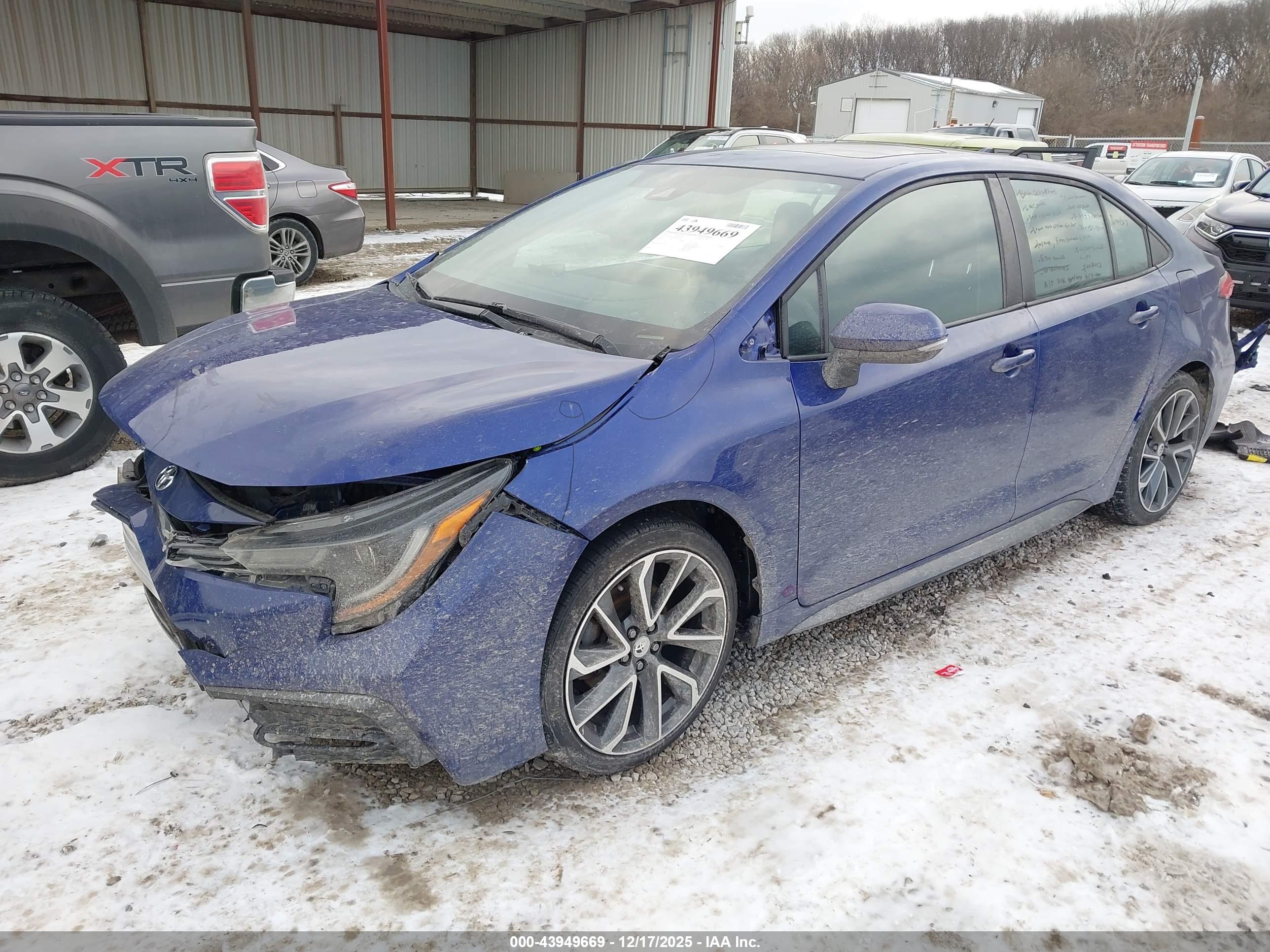 TOYOTA COROLLA image 2