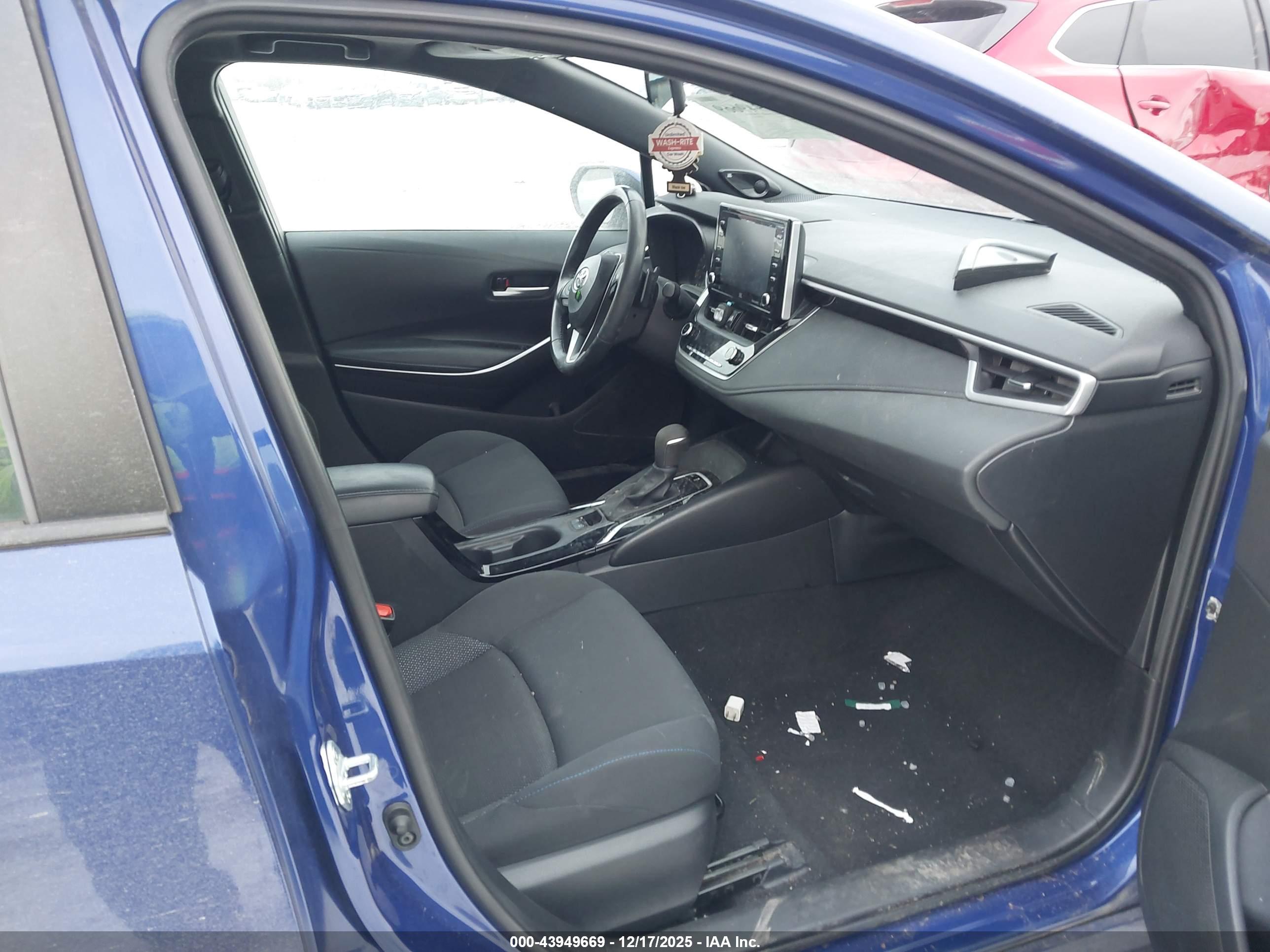 TOYOTA COROLLA image 5