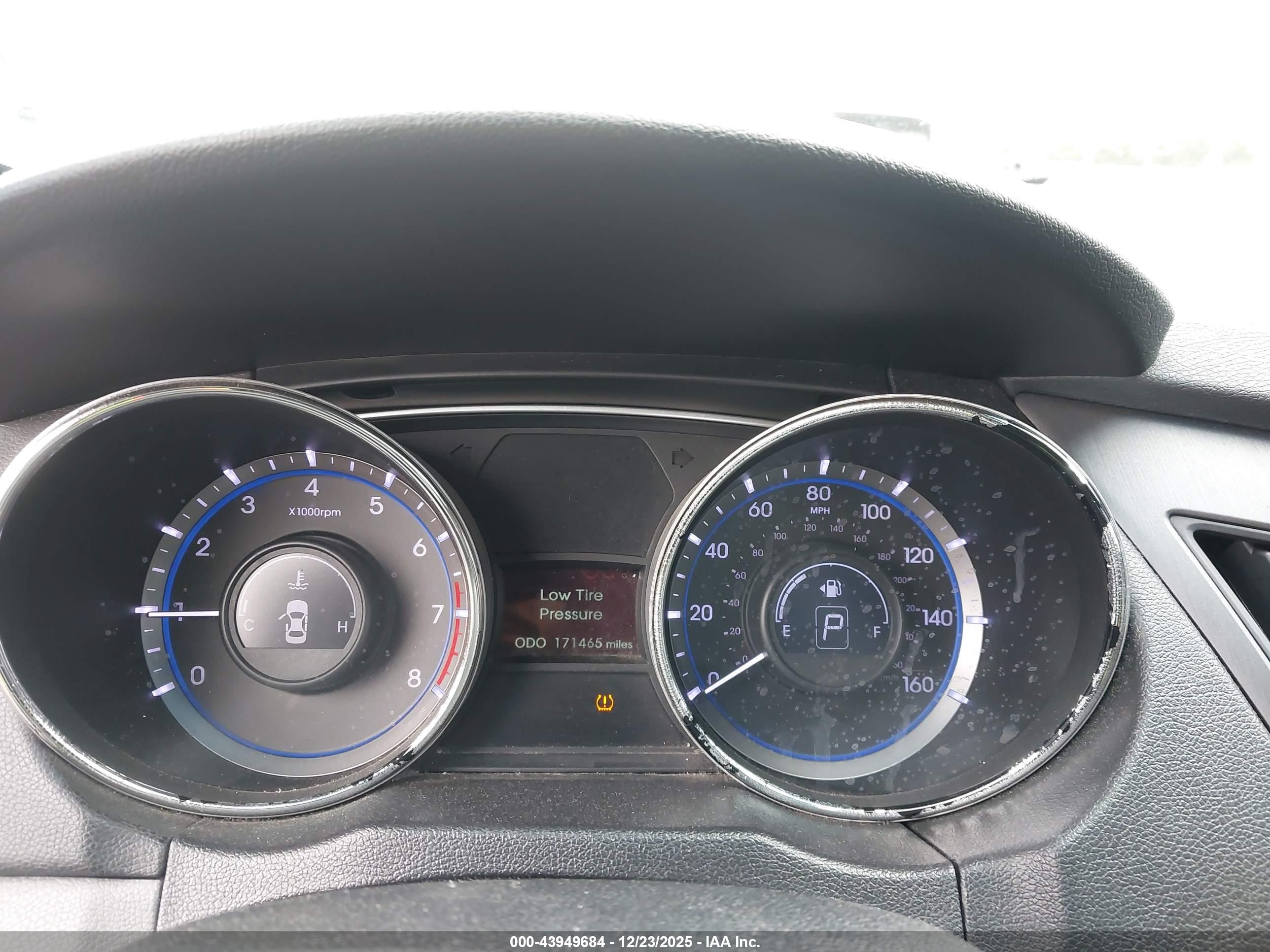 HYUNDAI SONATA image 7