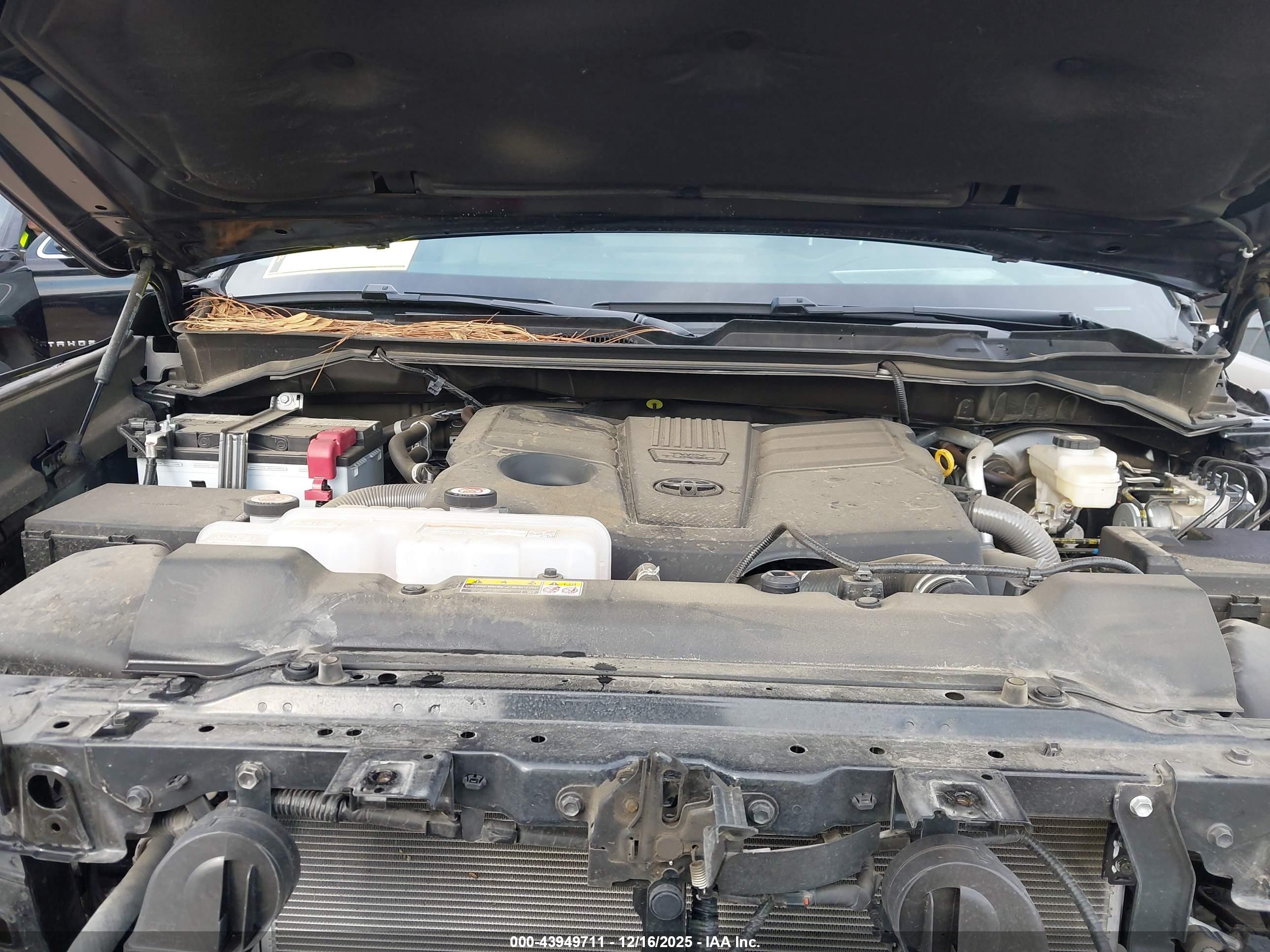 TOYOTA TUNDRA image 10