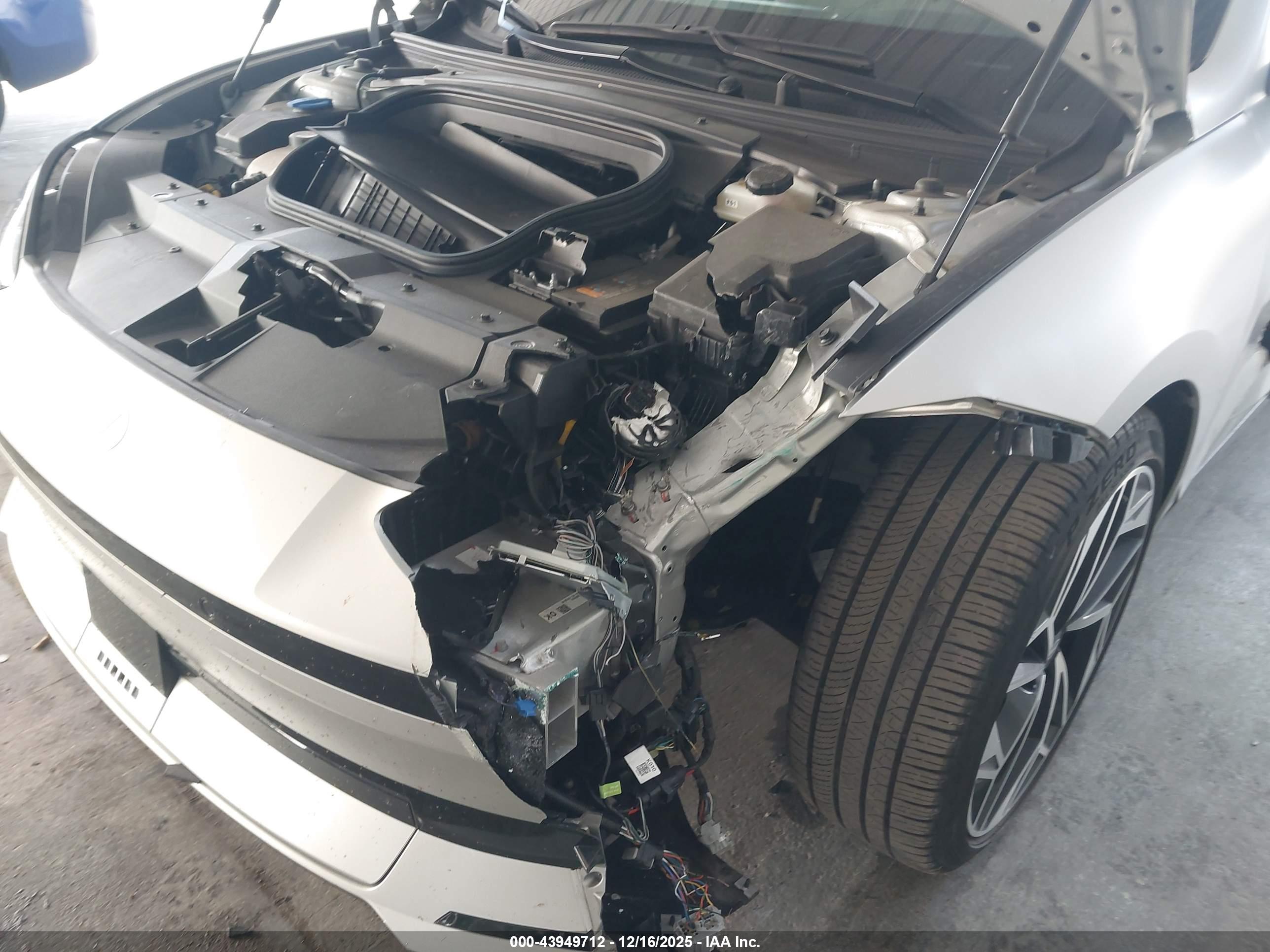 HYUNDAI IONIQ image 6