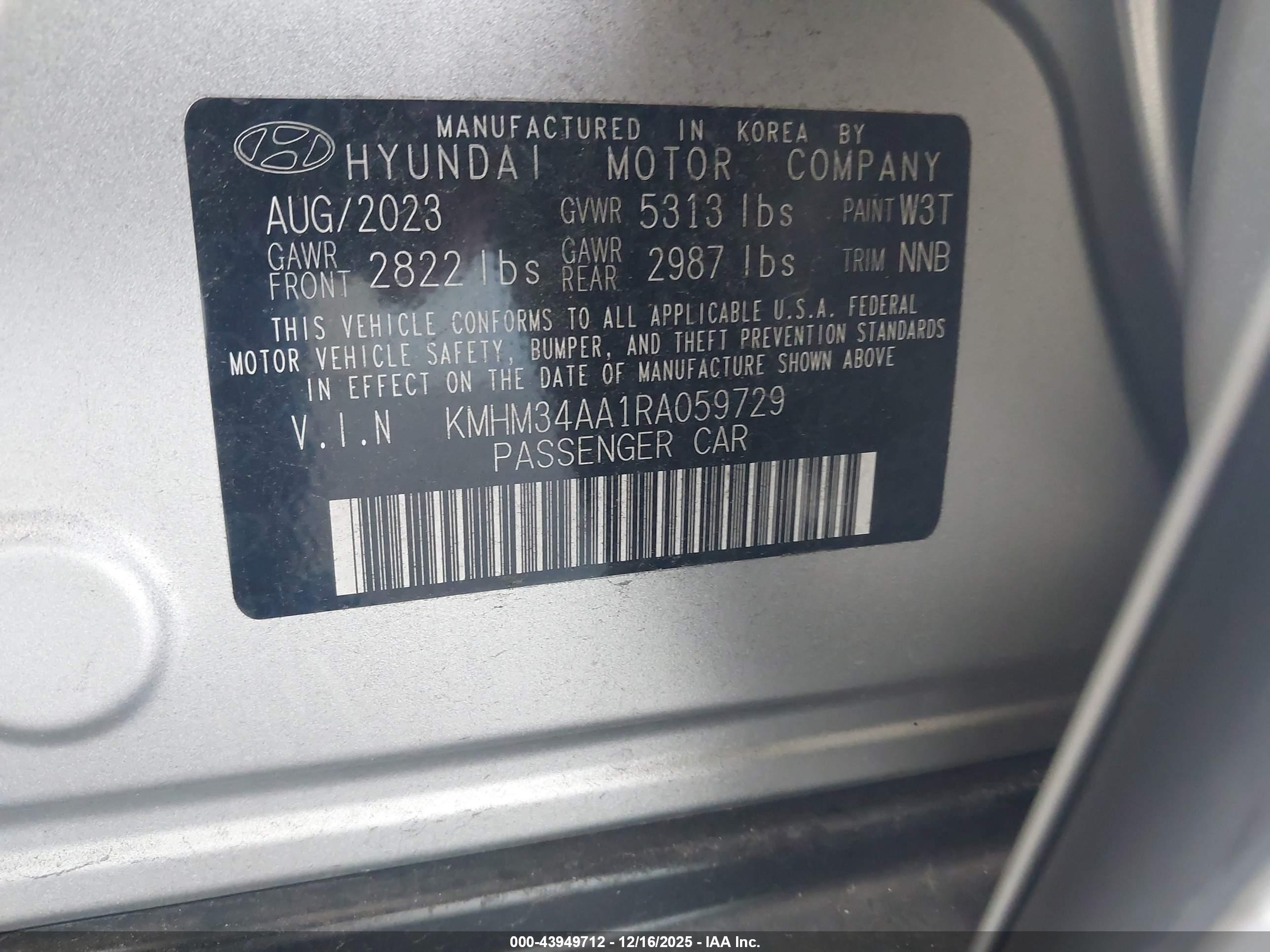 HYUNDAI IONIQ image 9
