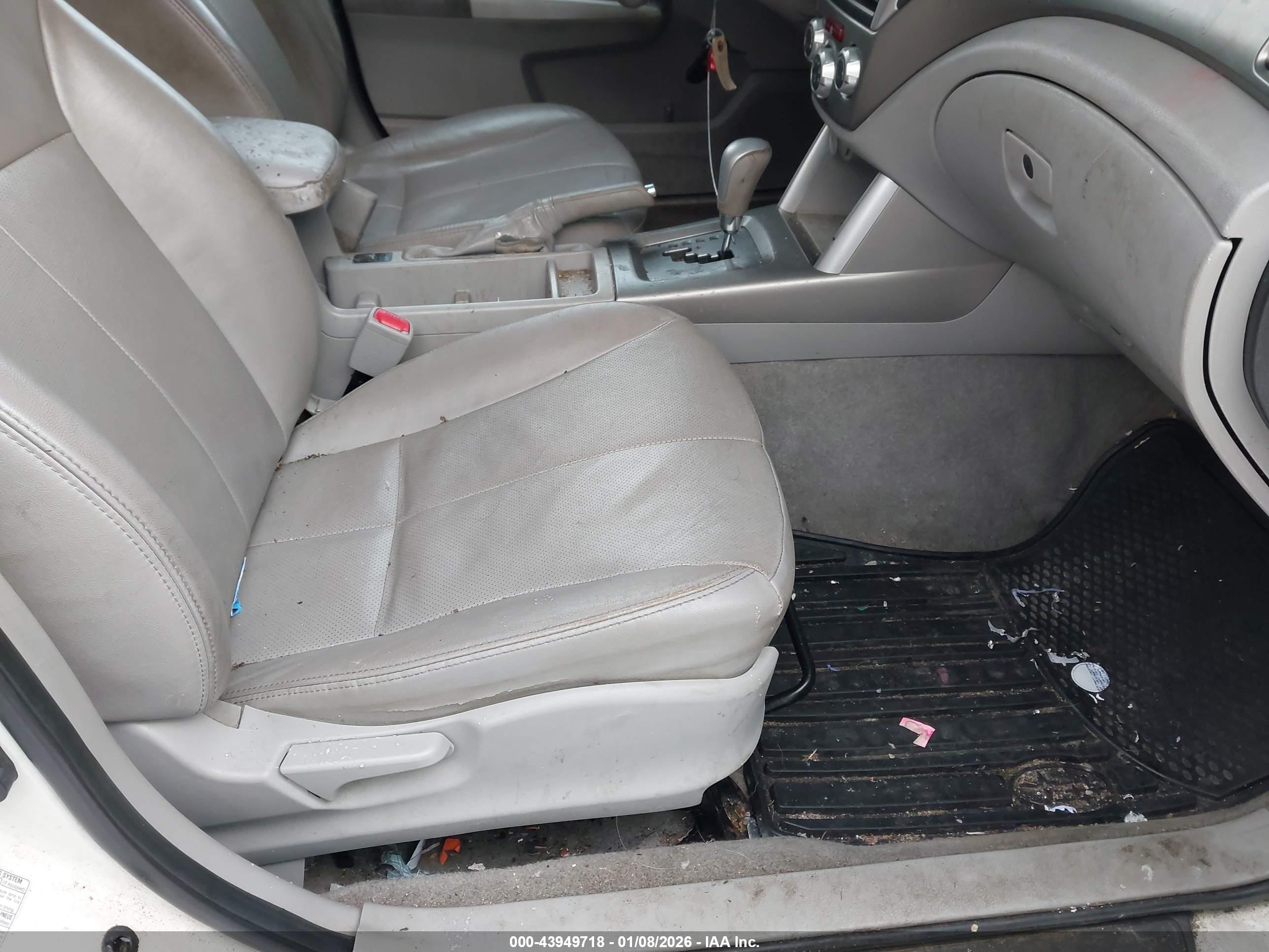 SUBARU FORESTER image 5