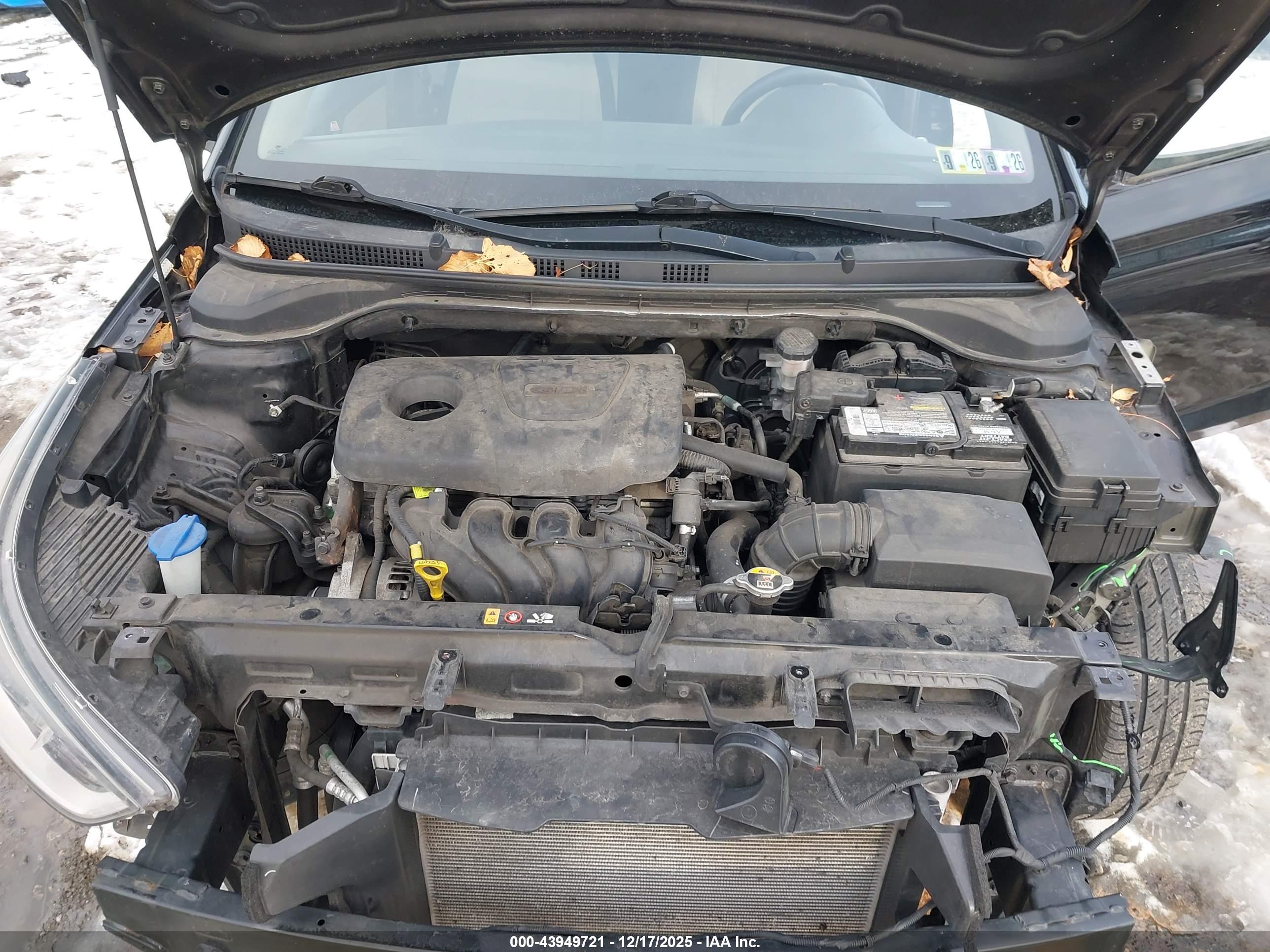 HYUNDAI ACCENT image 10