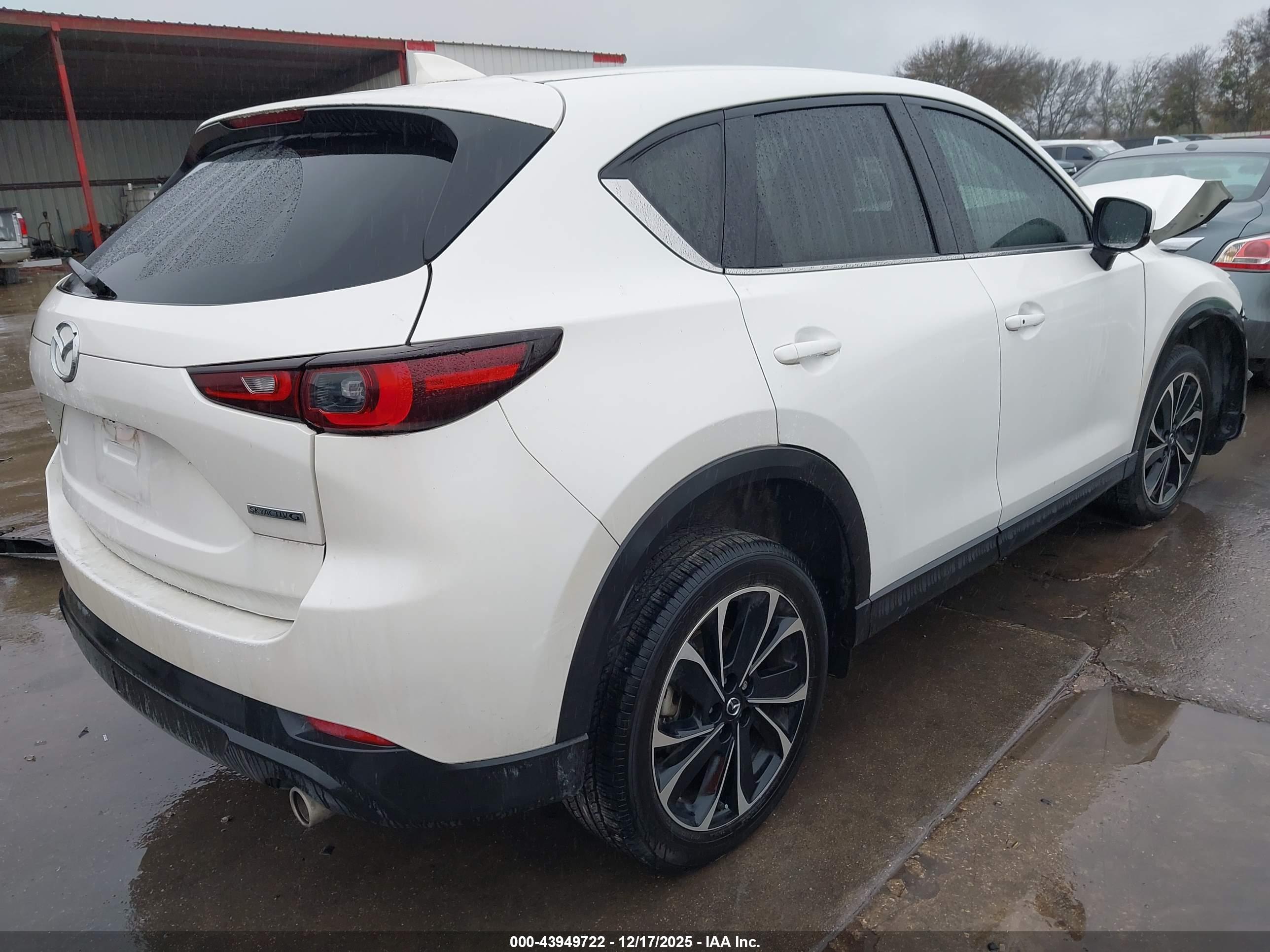 MAZDA CX-5 image 4