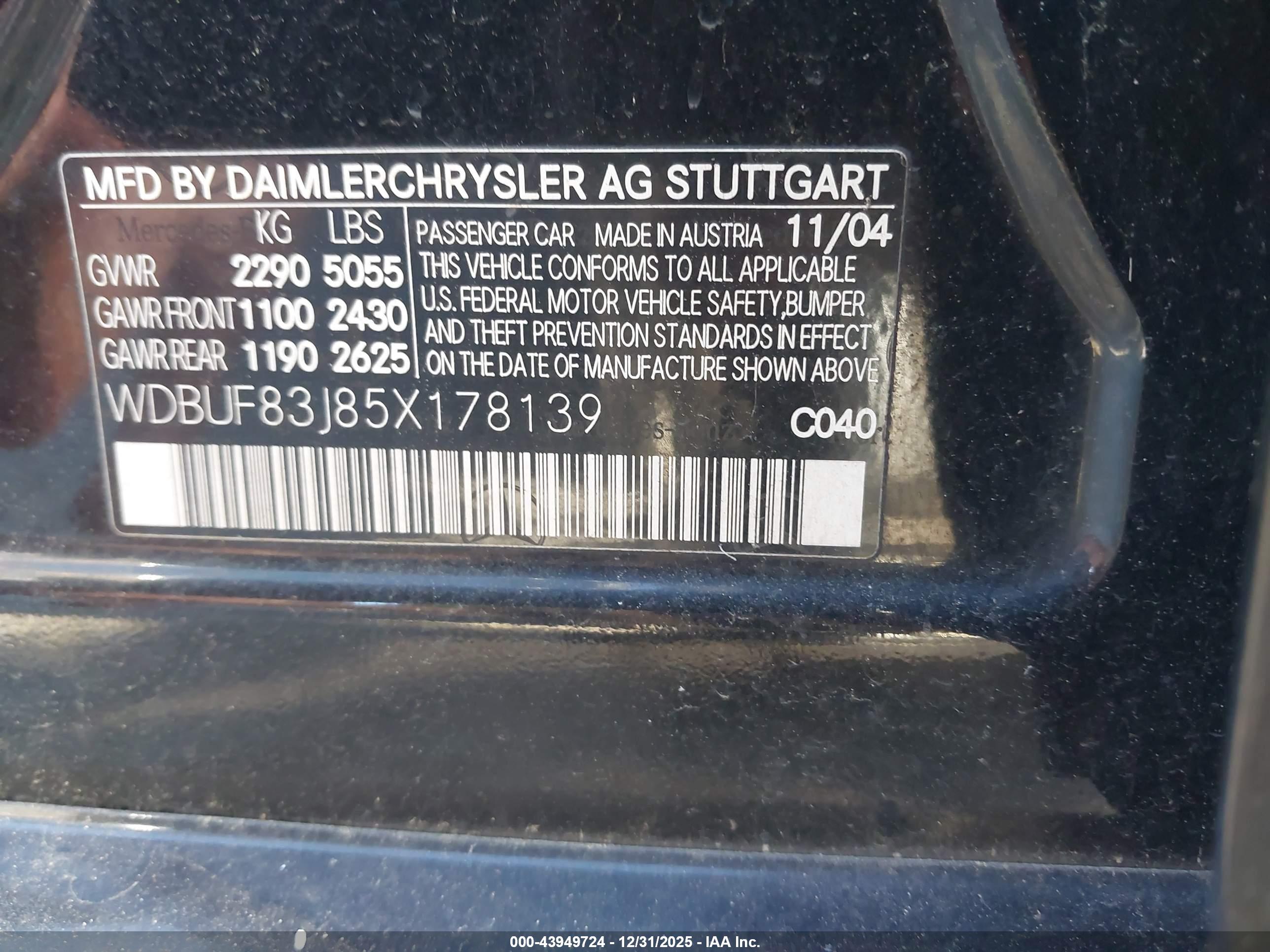 MERCEDES-BENZ E image 9