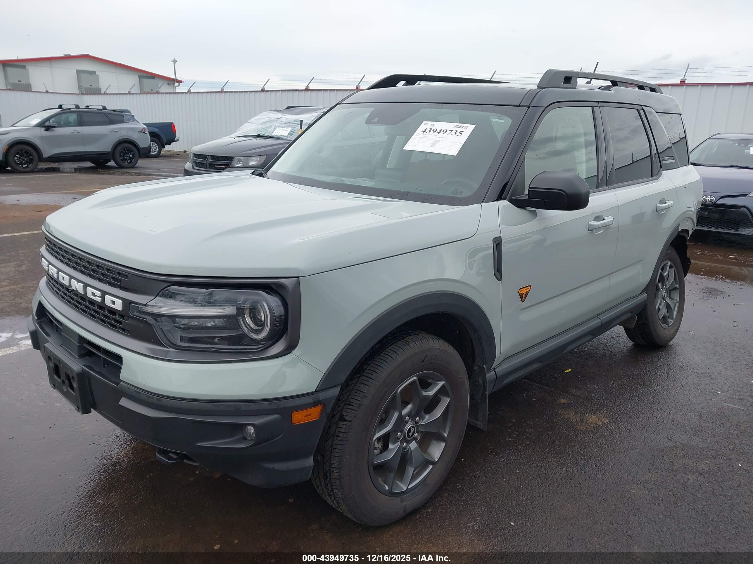 FORD BRONCO image 2
