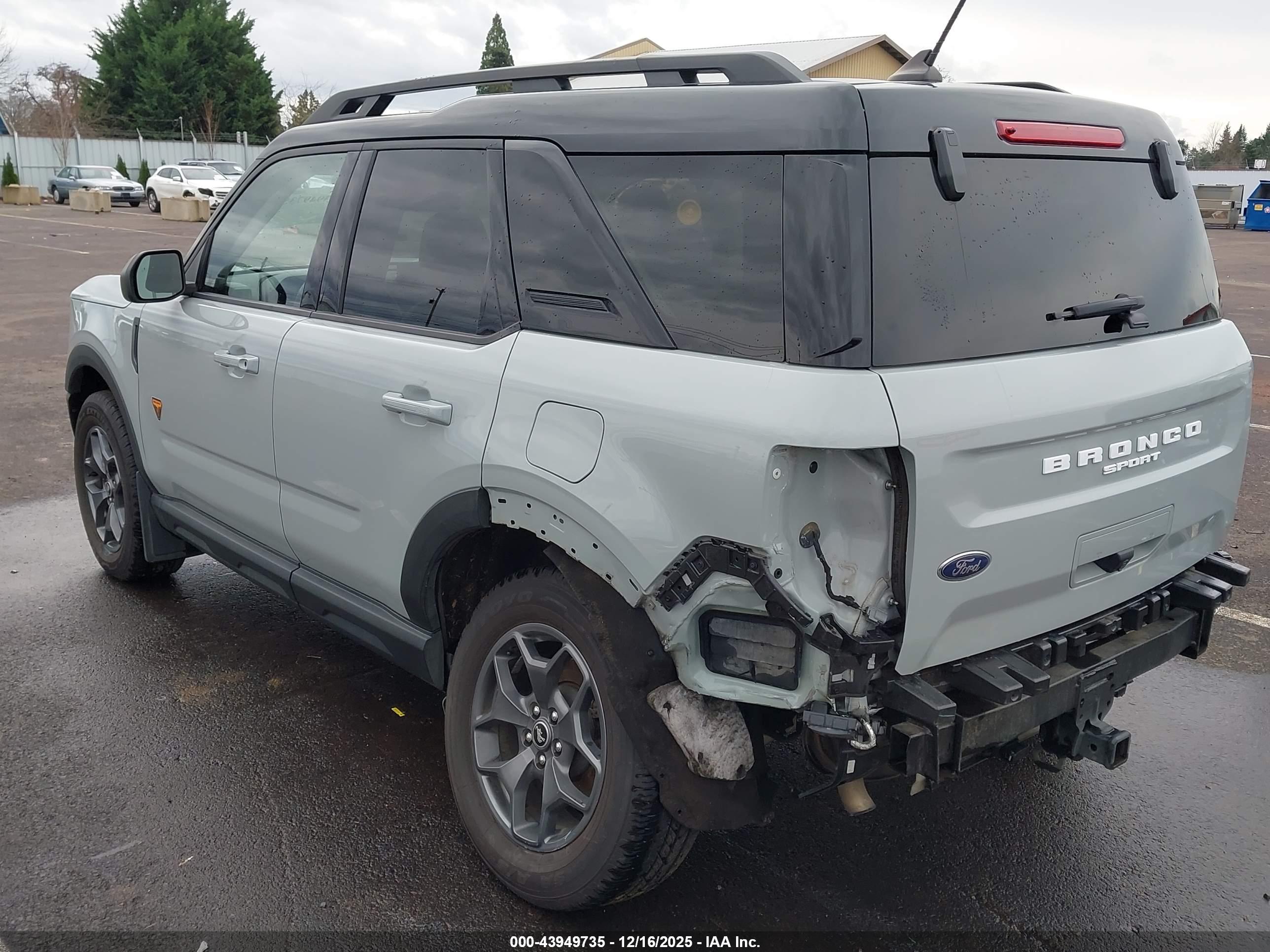 FORD BRONCO image 3