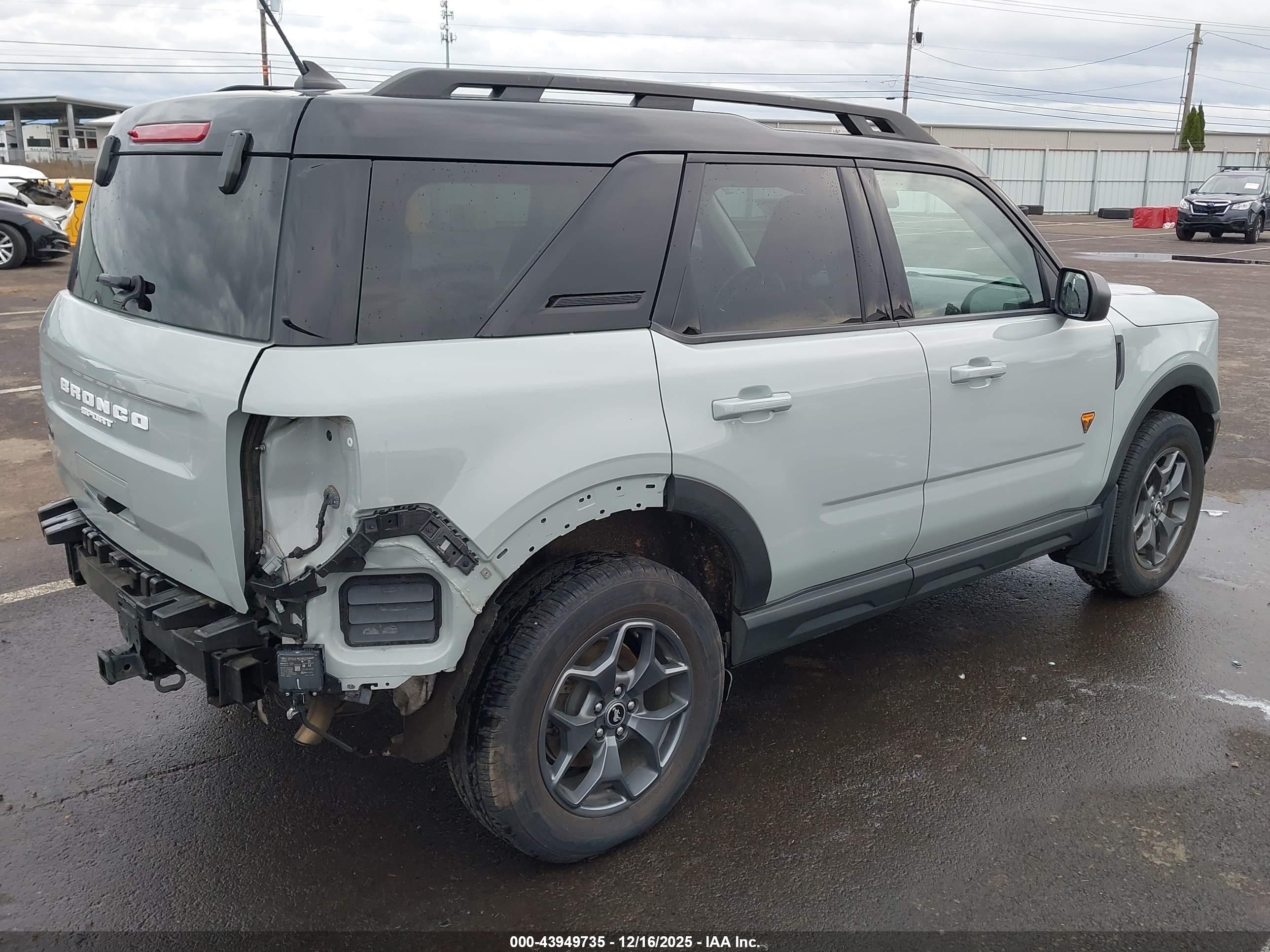 FORD BRONCO image 4