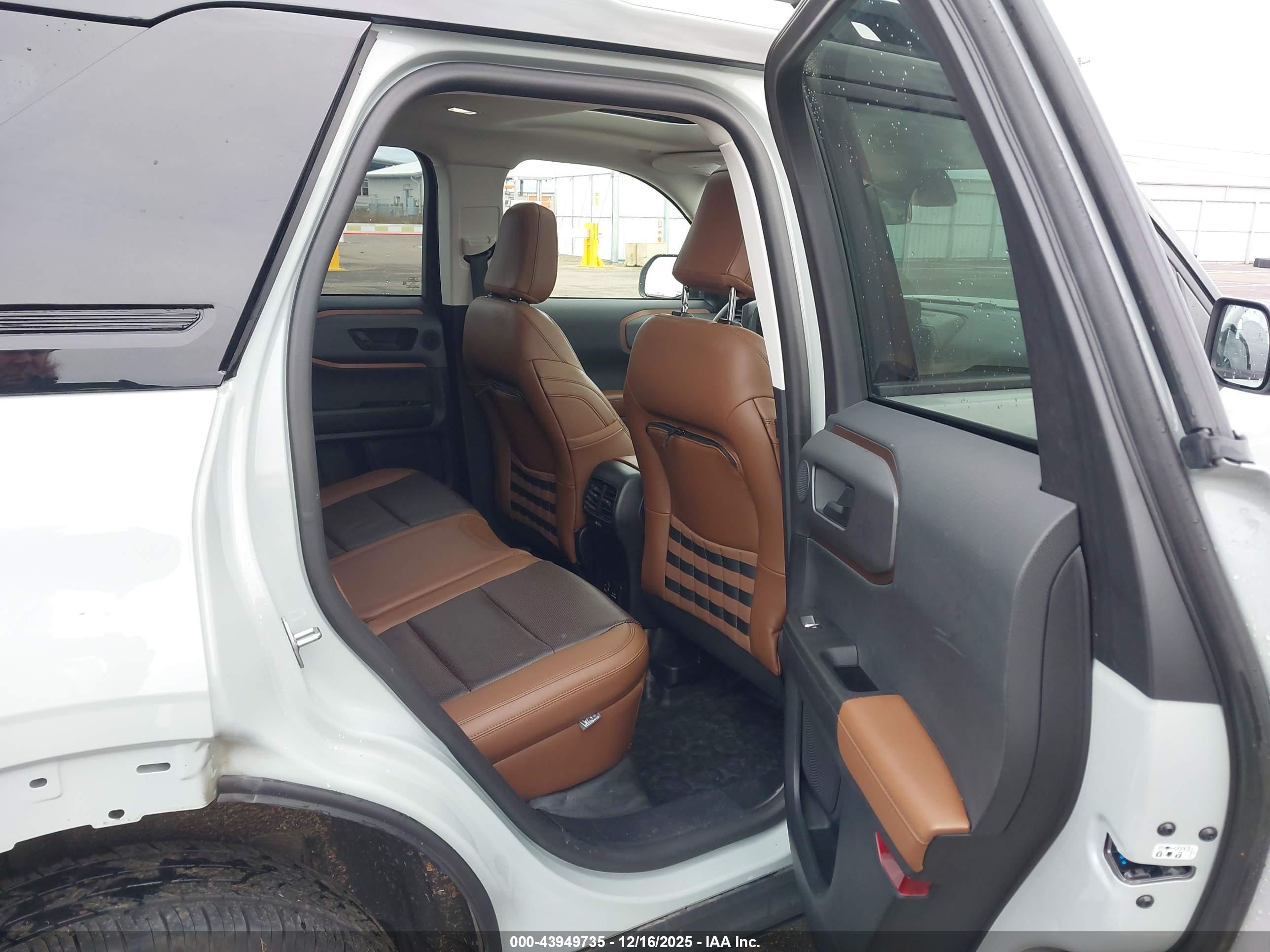 FORD BRONCO image 8