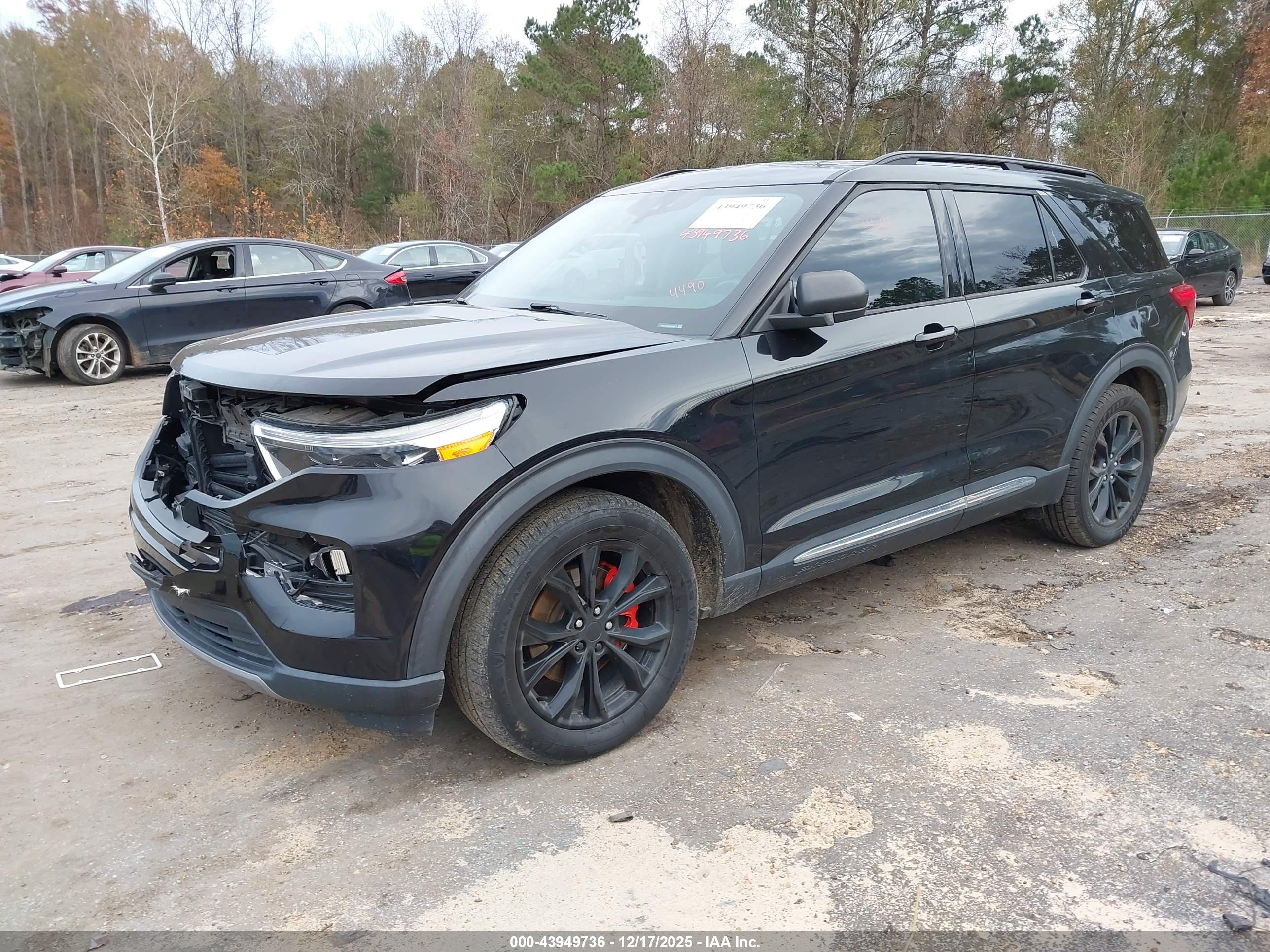 FORD EXPLORER image 2