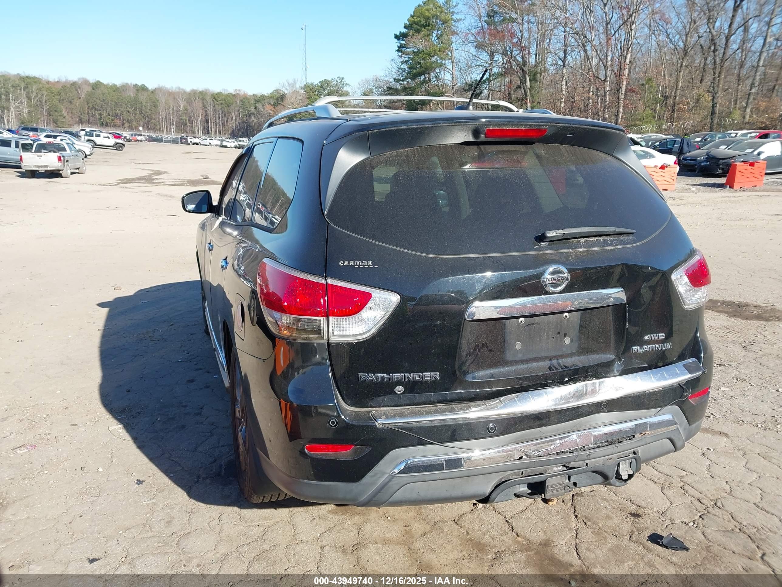 NISSAN PATHFINDER image 3