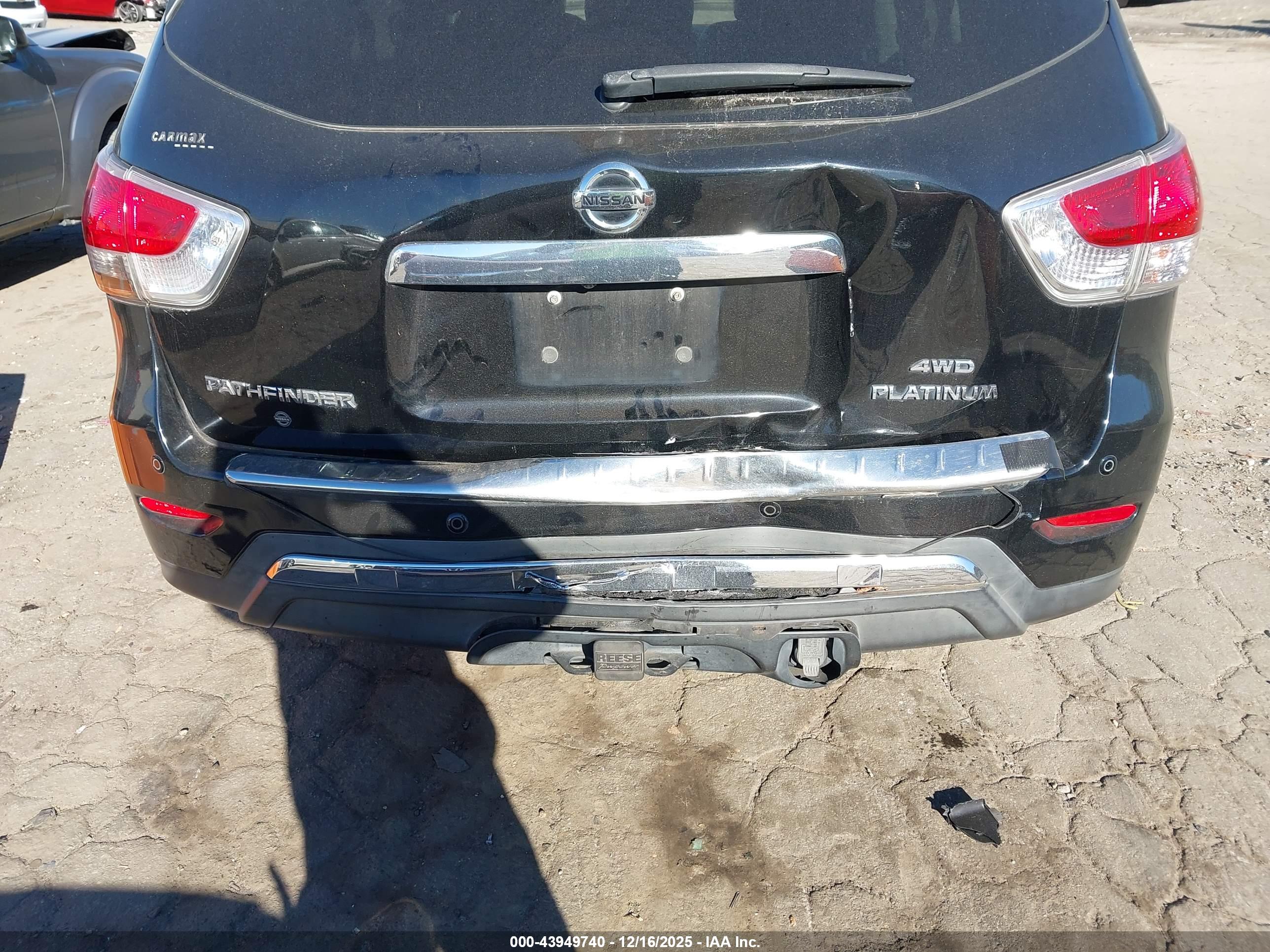 NISSAN PATHFINDER image 6