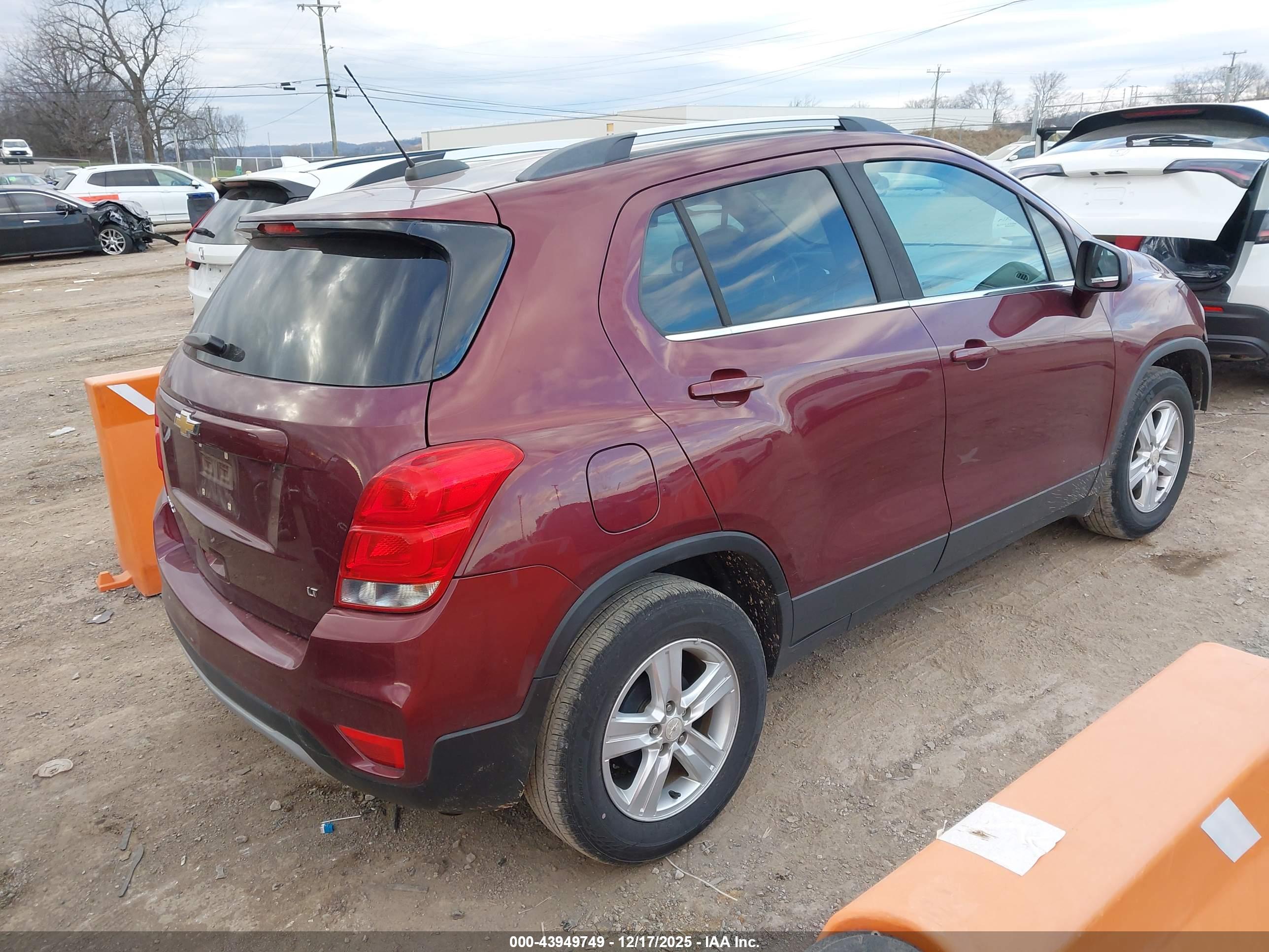 CHEVROLET TRAX image 4