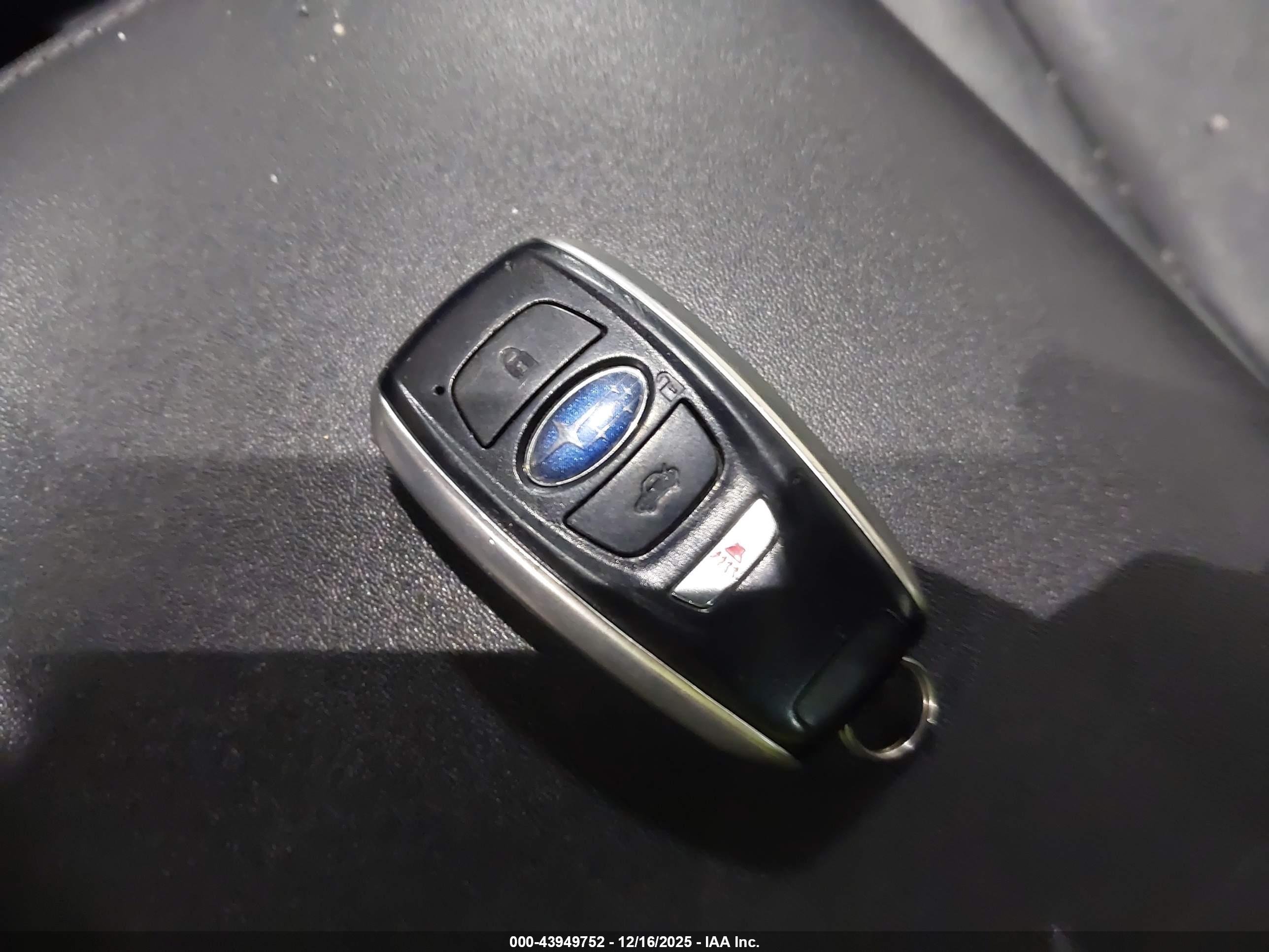 SUBARU LEGACY image 11