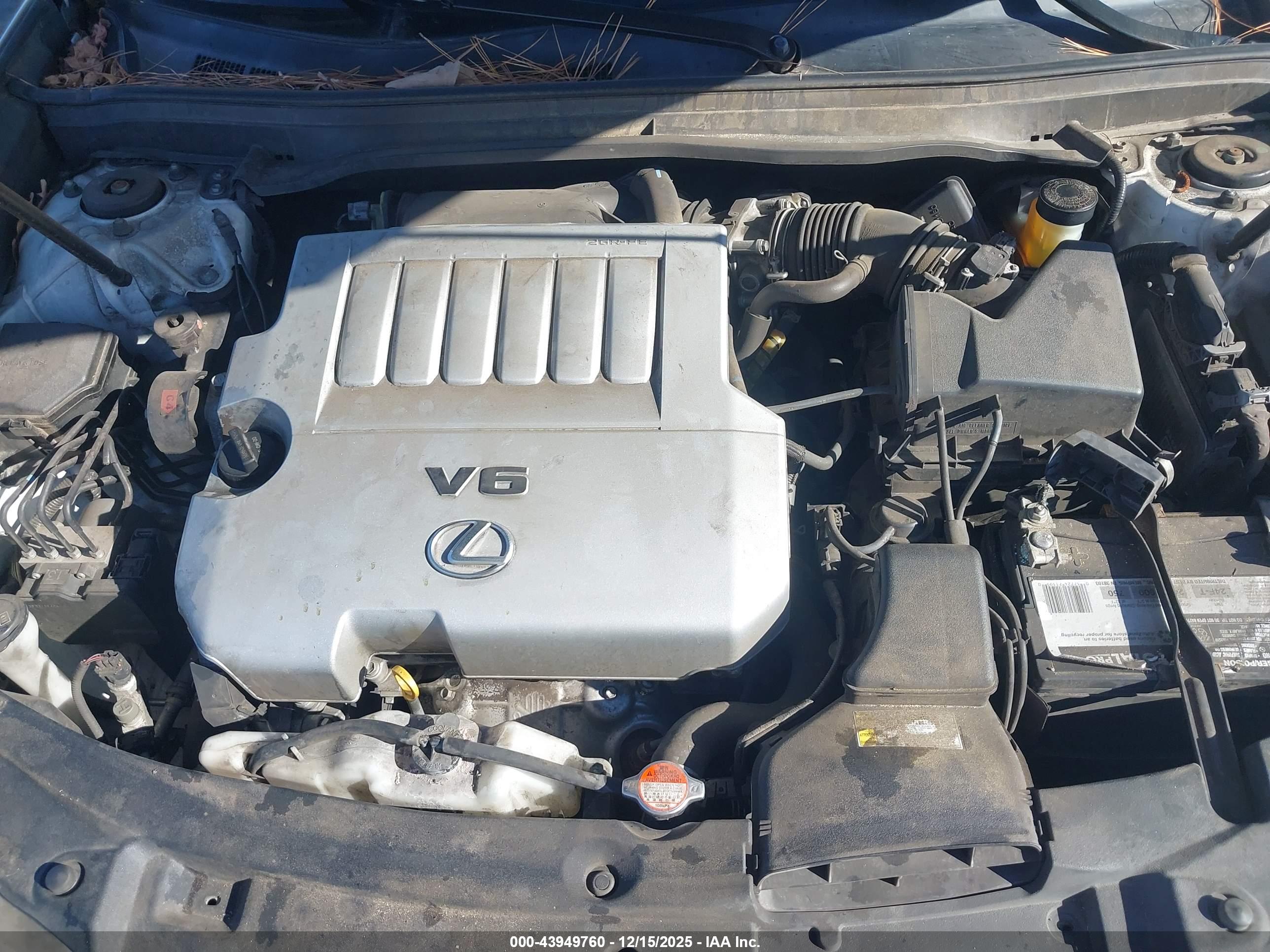 LEXUS ES image 10
