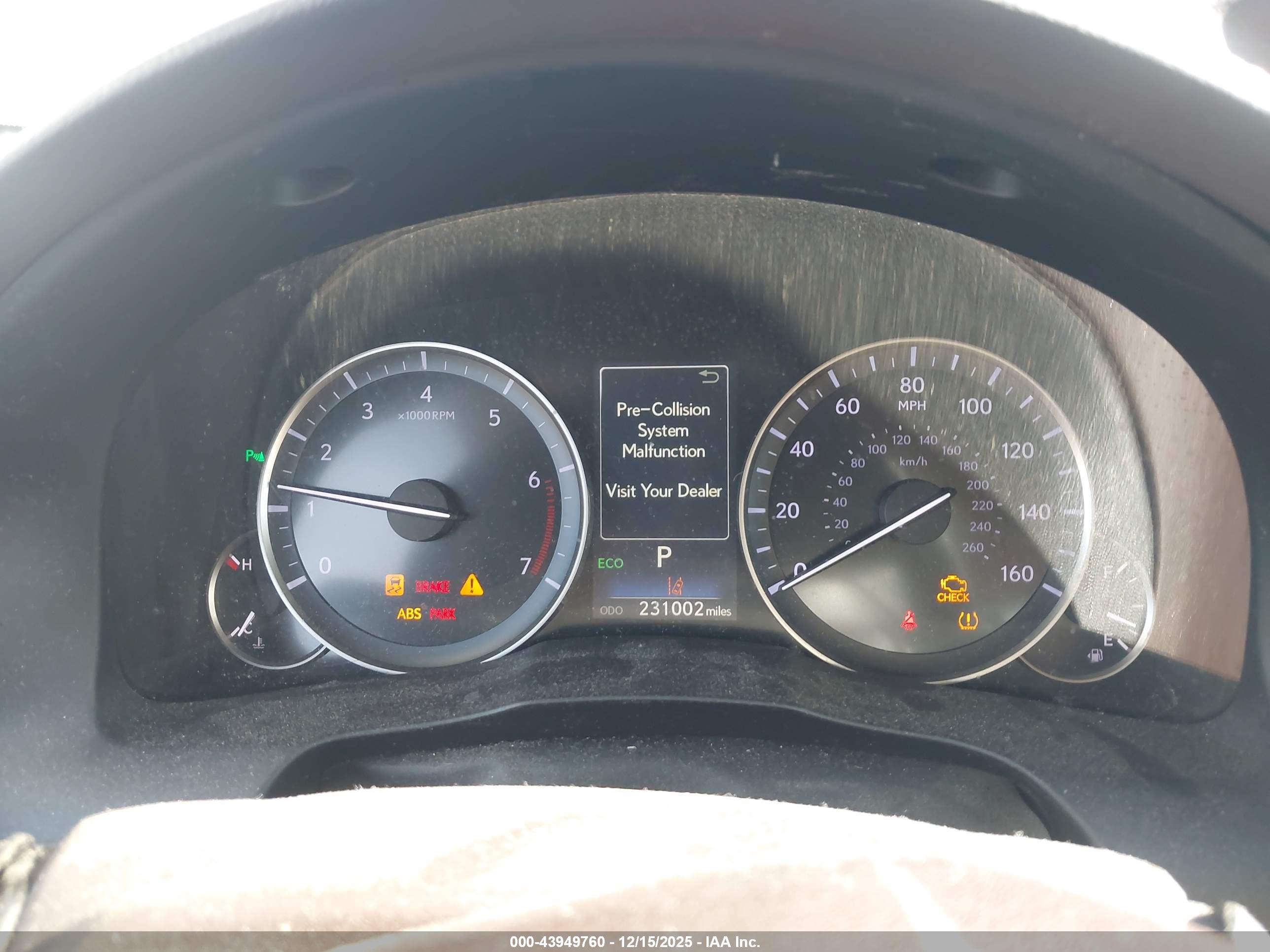 LEXUS ES image 7
