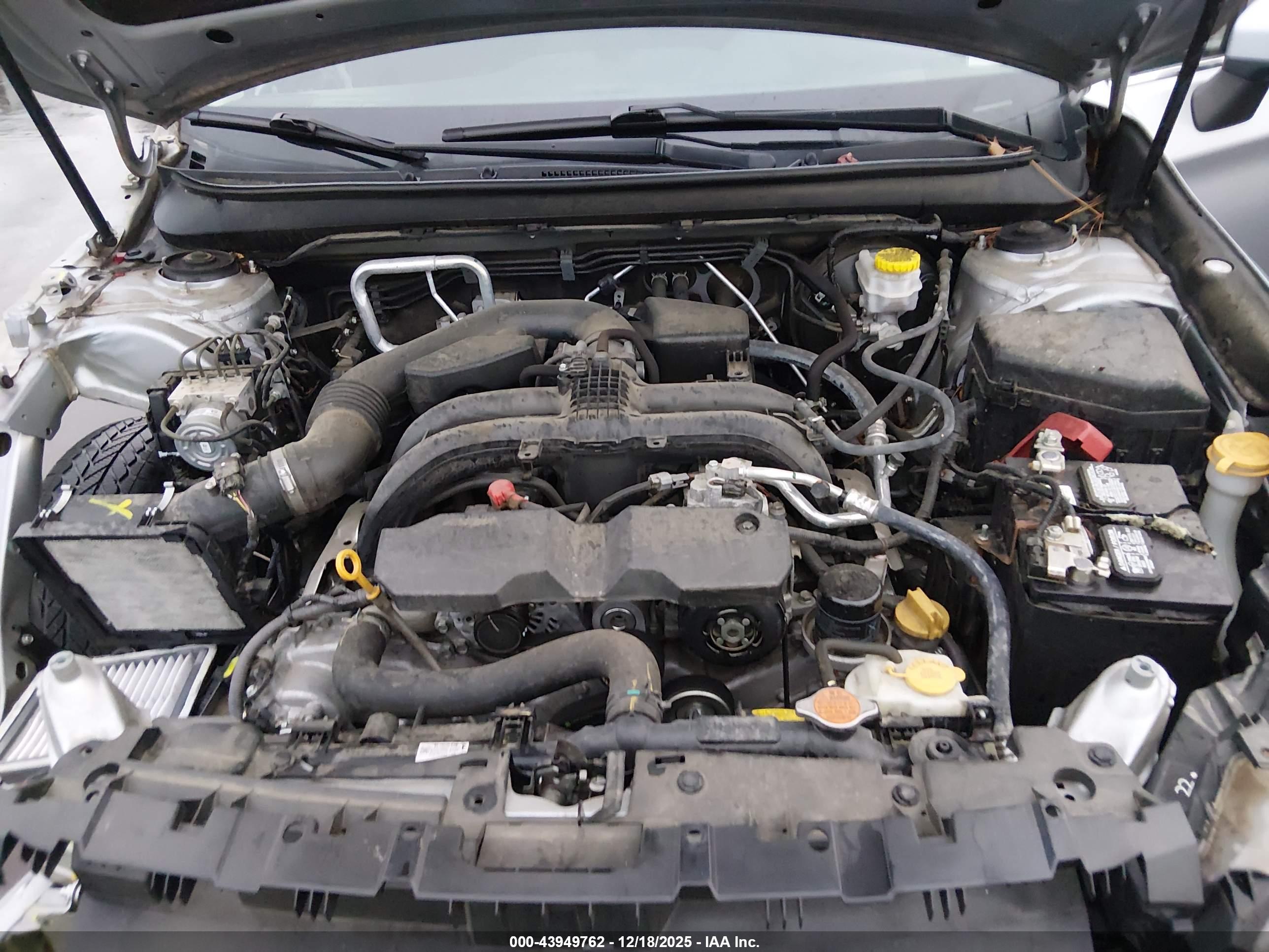 SUBARU OUTBACK image 10