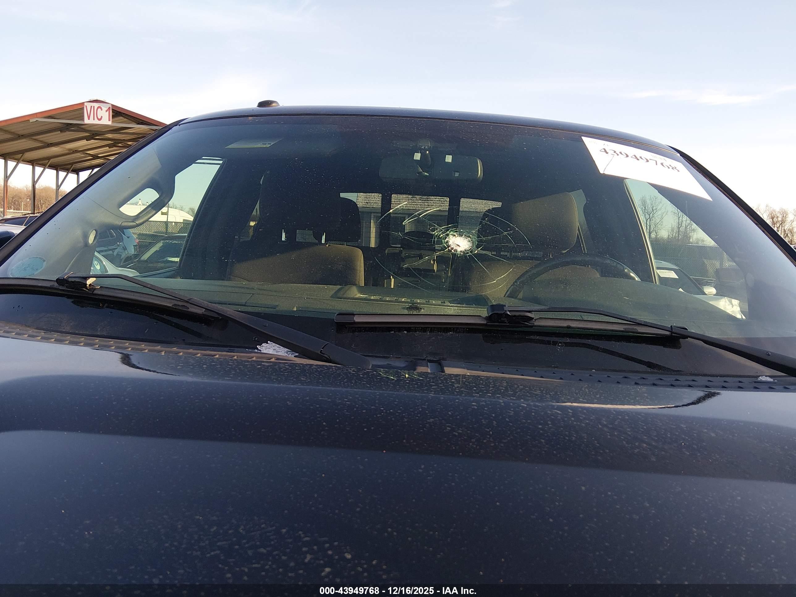 FORD F-150 image 6