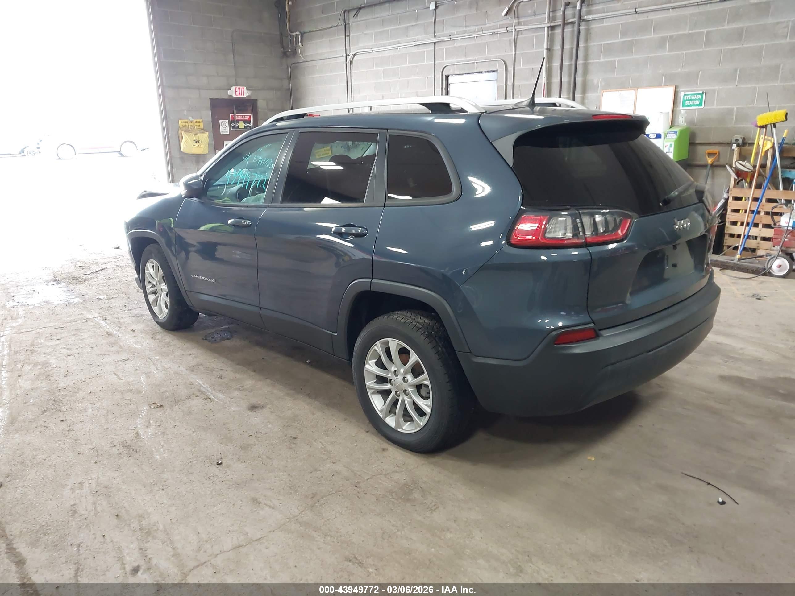 JEEP CHEROKEE image 3