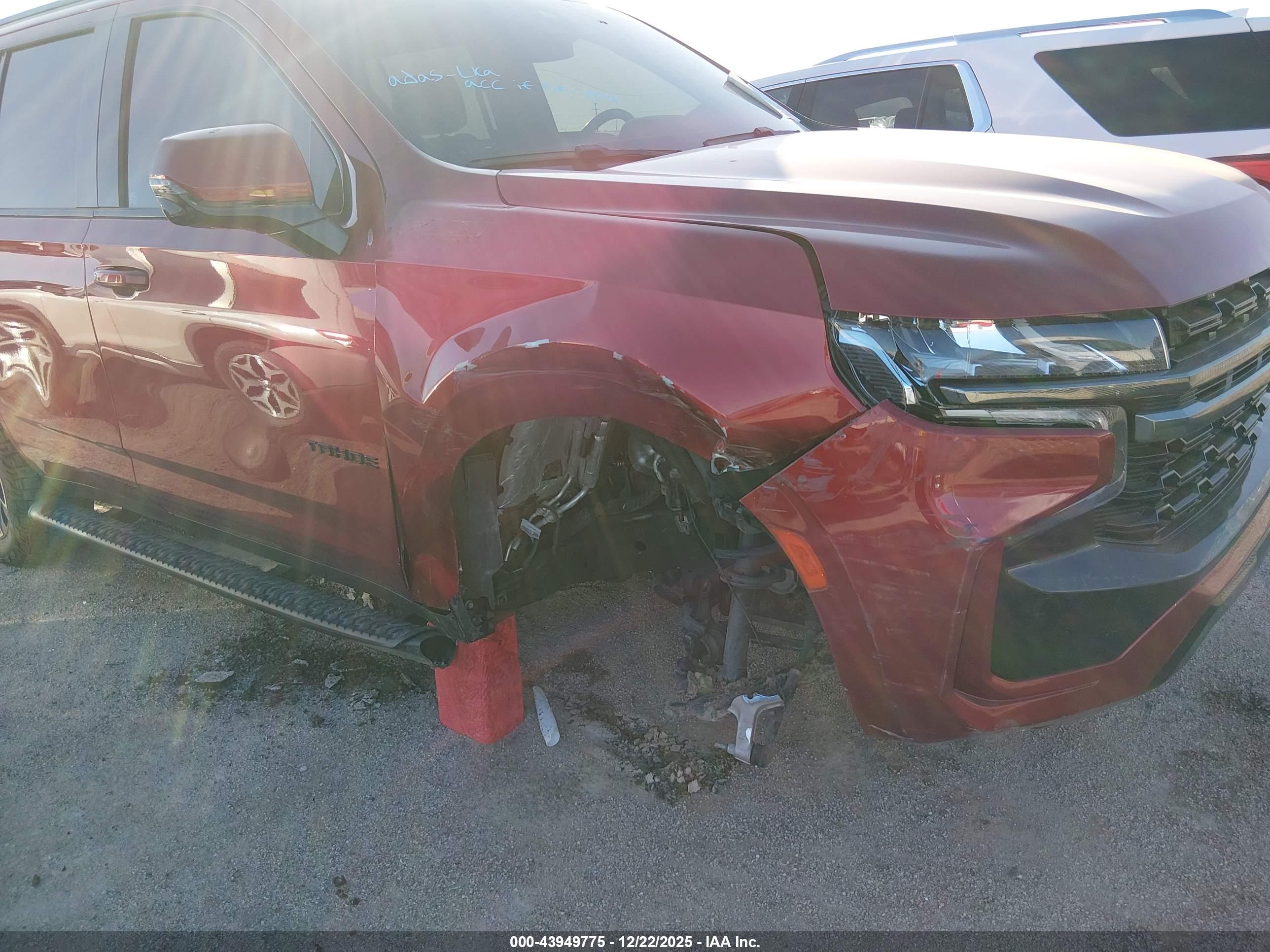 CHEVROLET TAHOE image 6