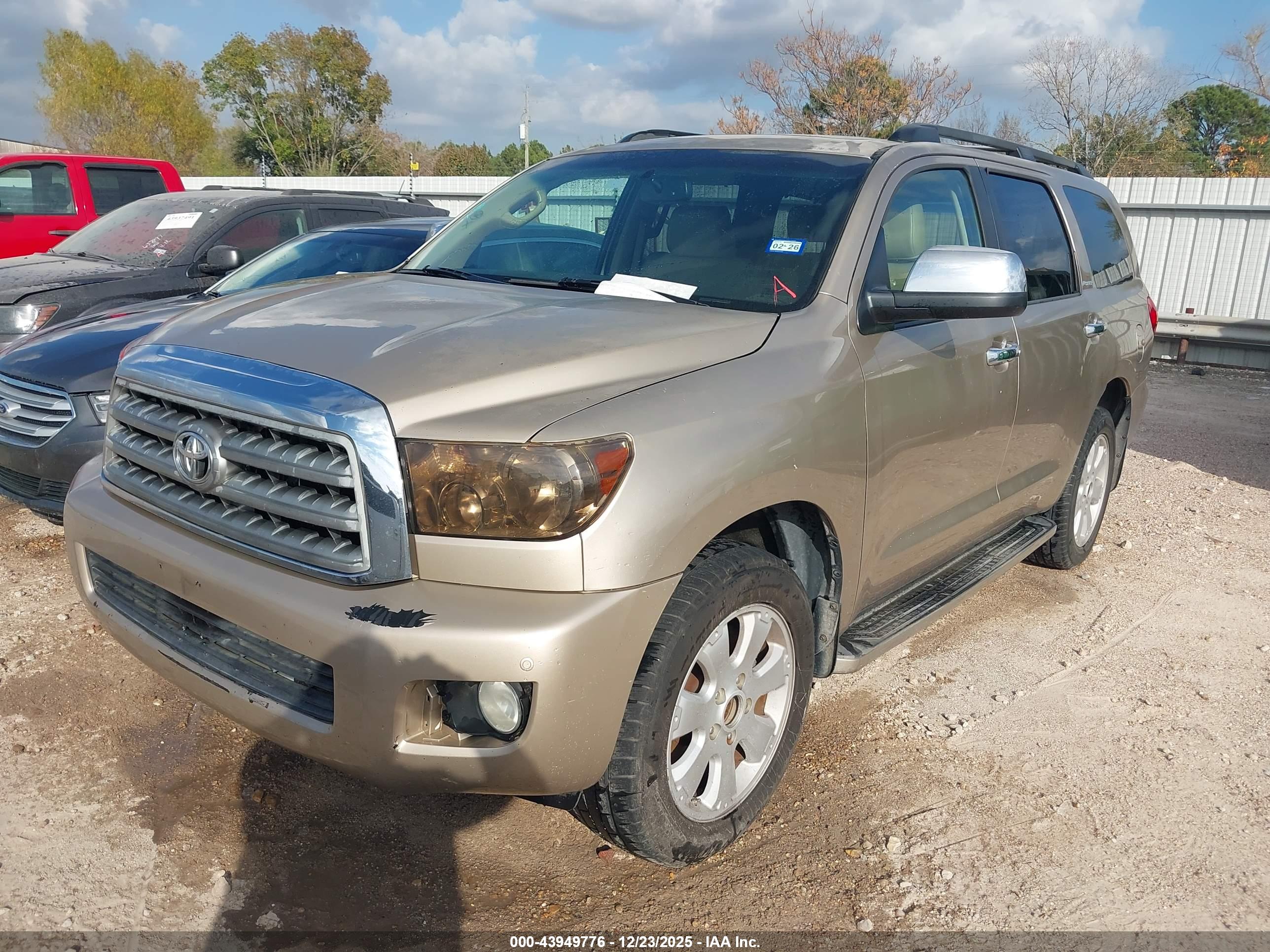 TOYOTA SEQUOIA image 2