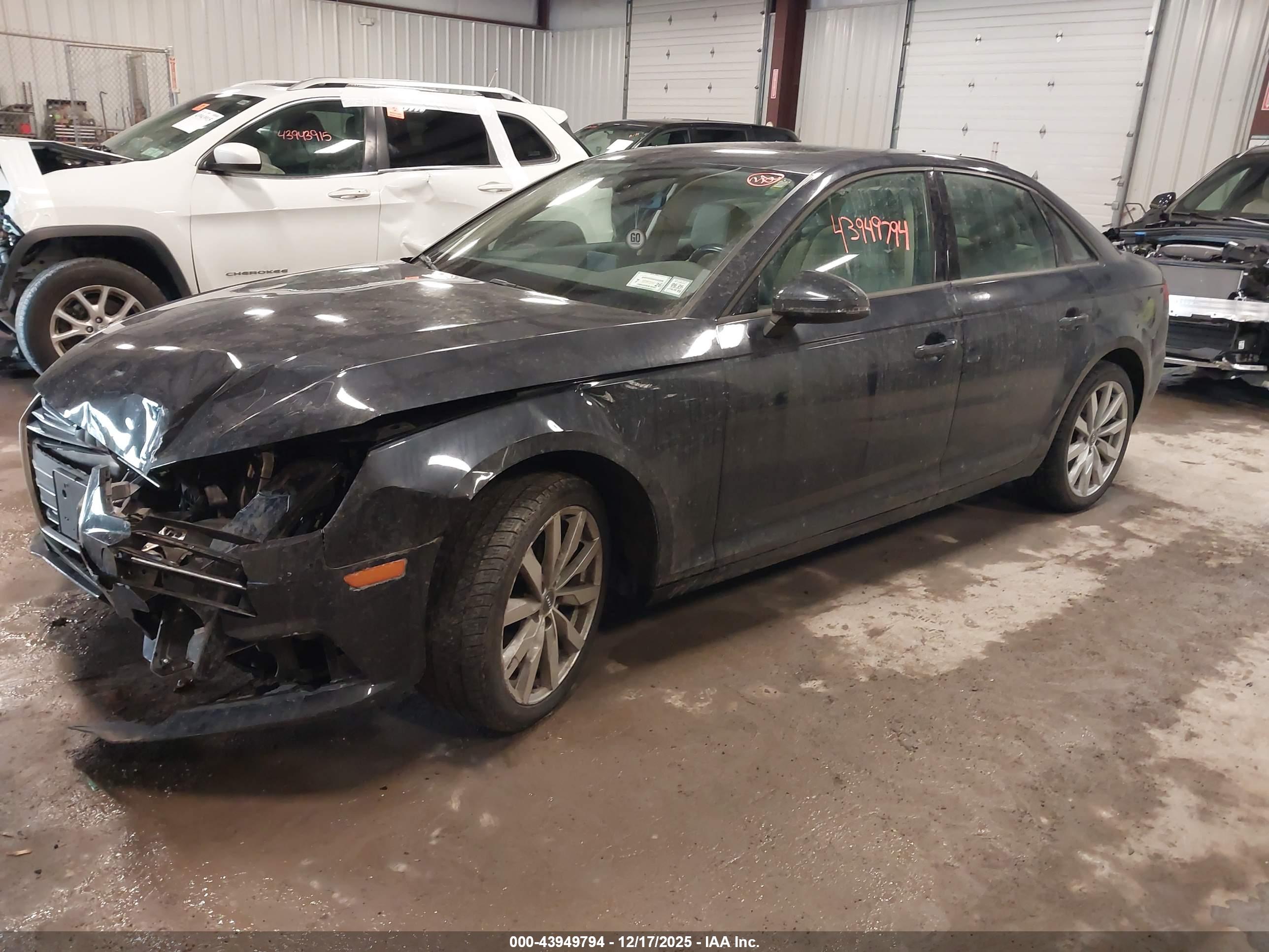 AUDI A4 image 2