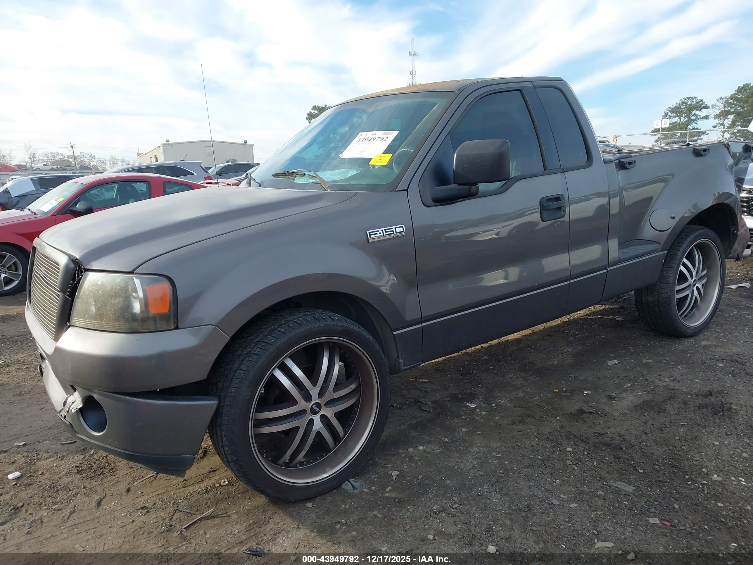 FORD F-150 image 2