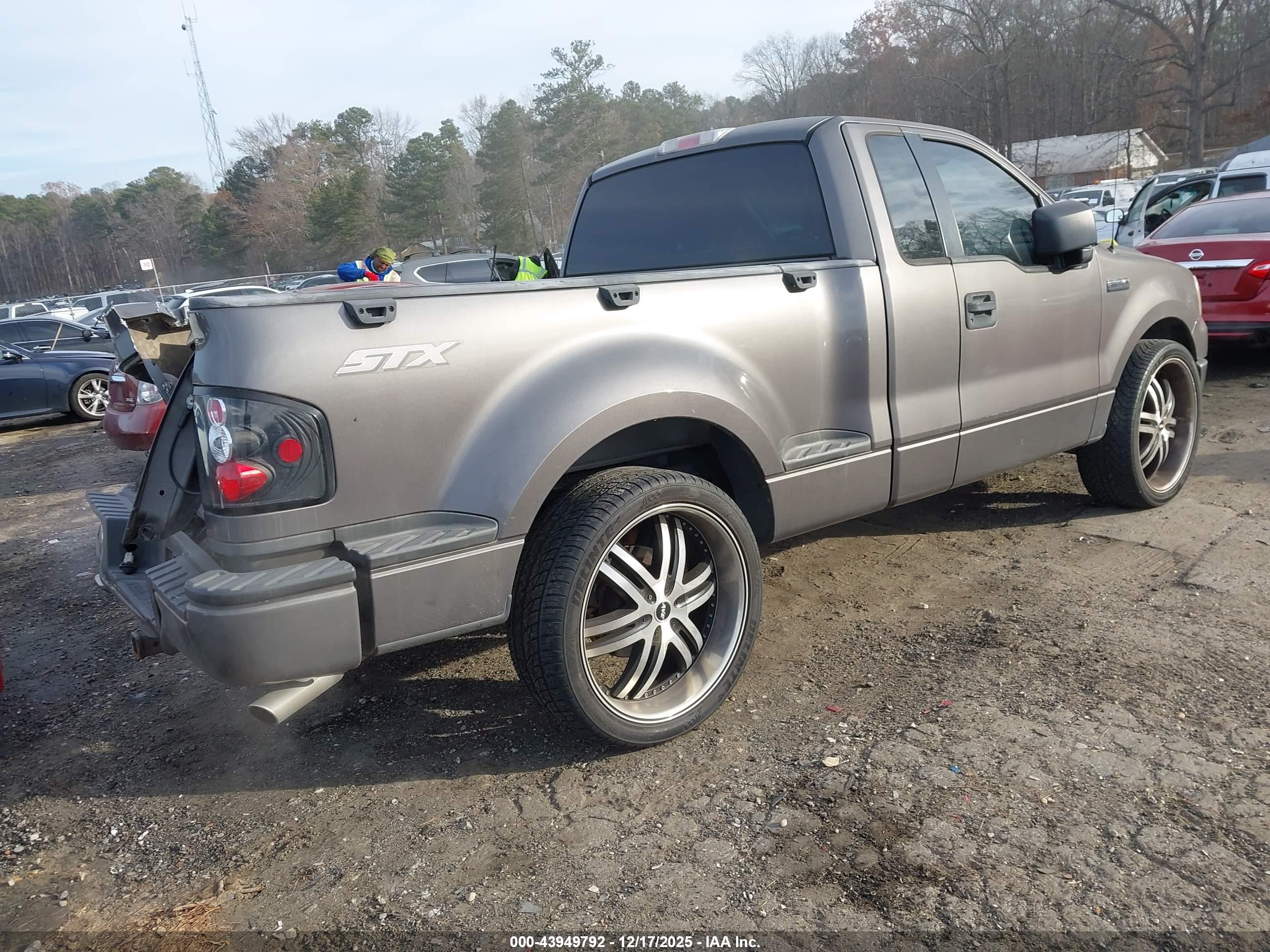 FORD F-150 image 4